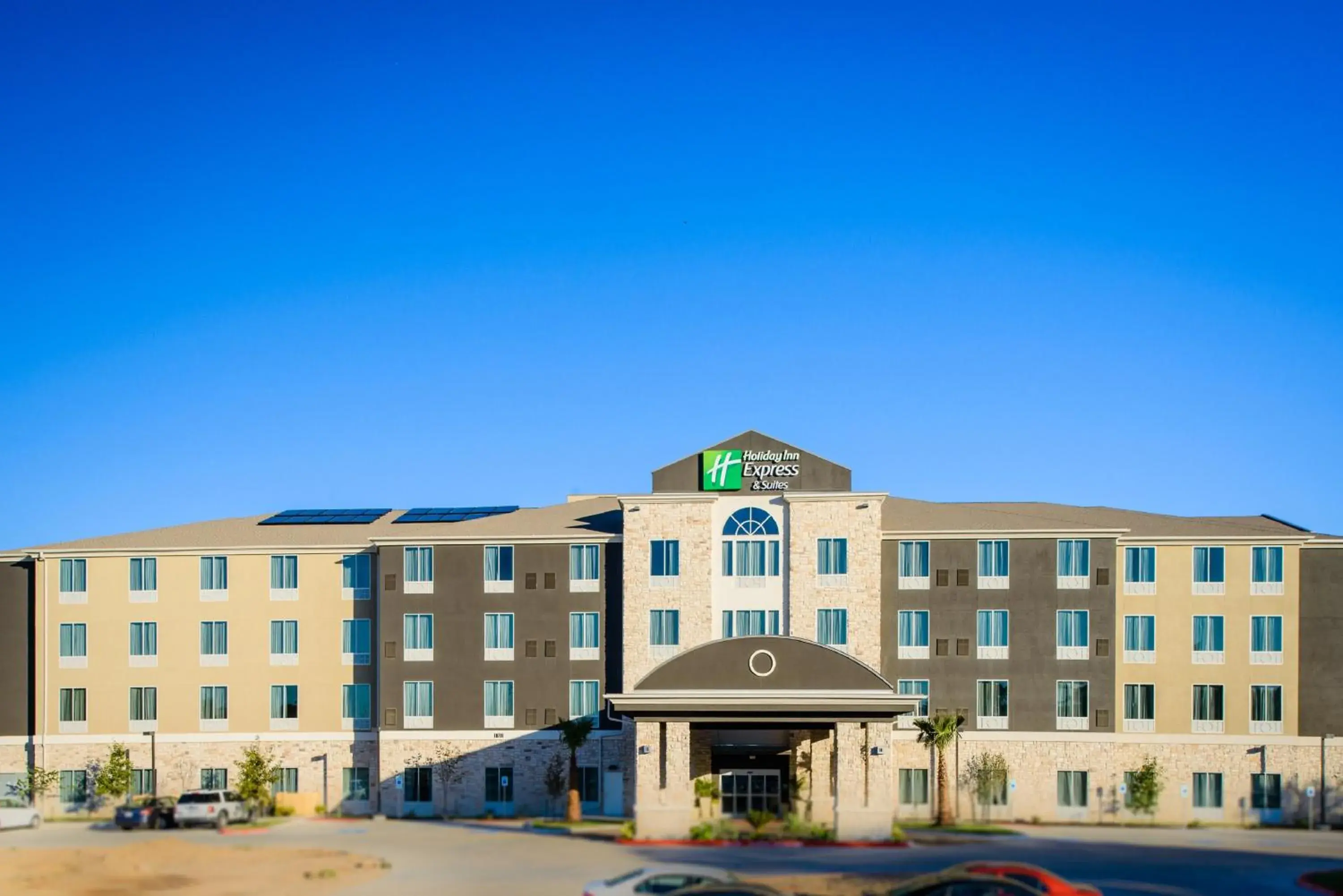 Property building in Holiday Inn Express Hotel & Suites Austin NW - Arboretum Area, an IHG Hotel