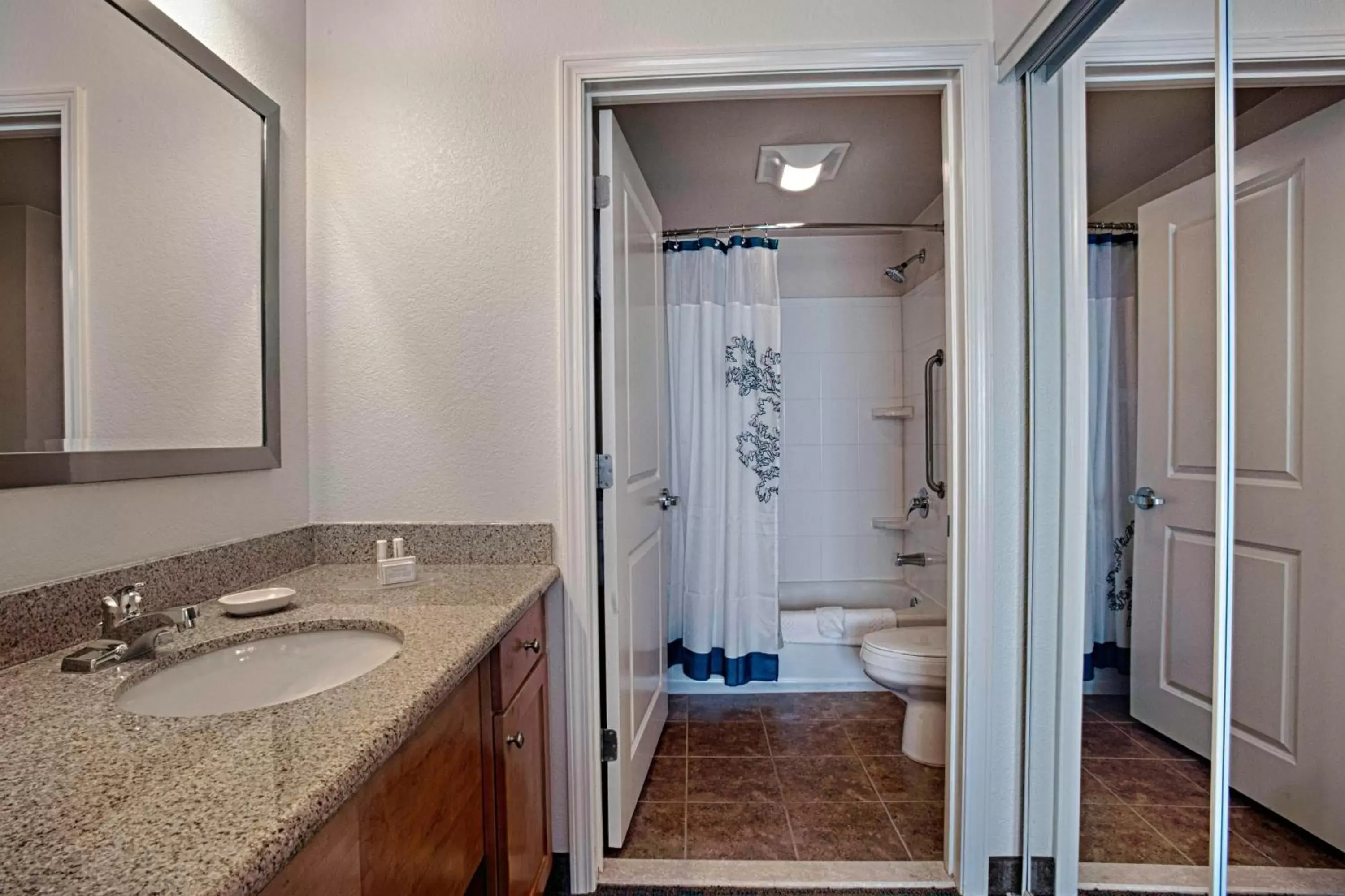 Bathroom in Residence Inn by Marriott Atlantic City Airport Egg Harbor Township