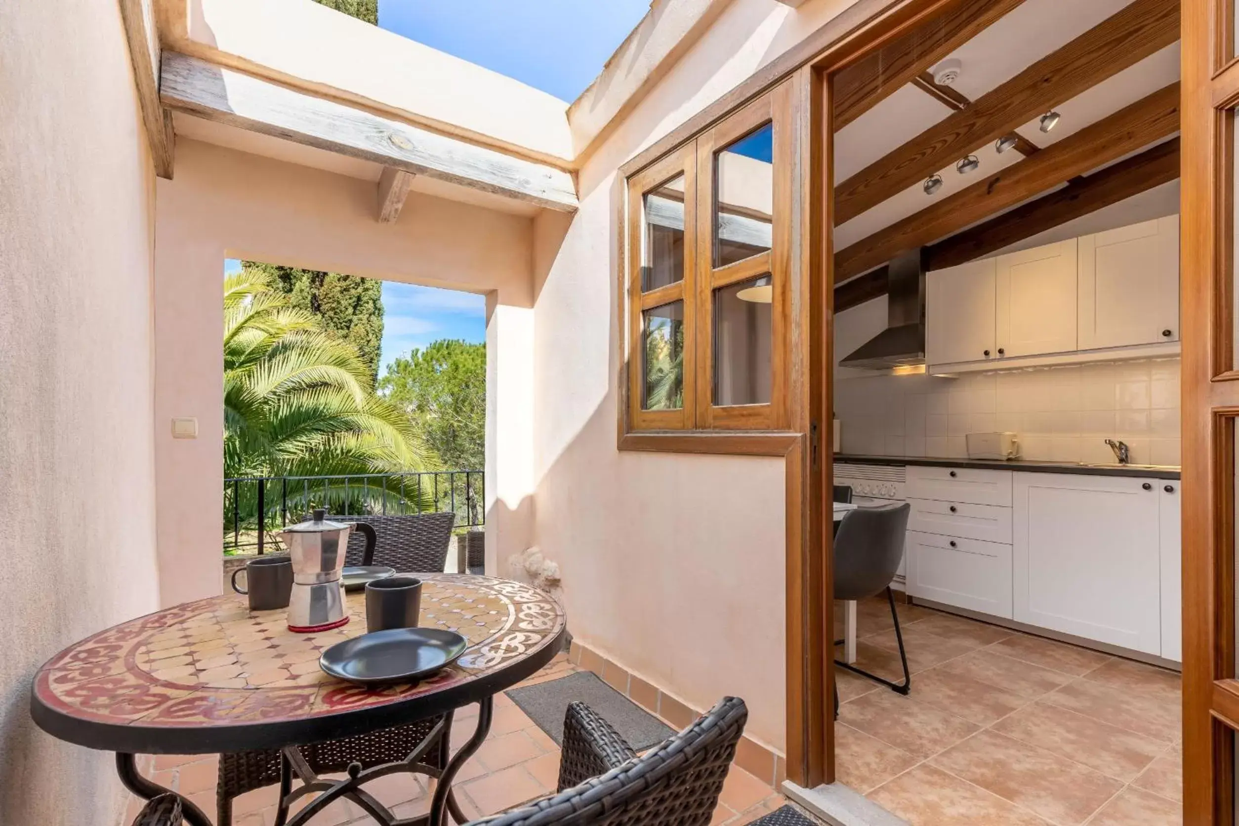 Balcony/Terrace, Kitchen/Kitchenette in Finca Son Jorbo - Adults only