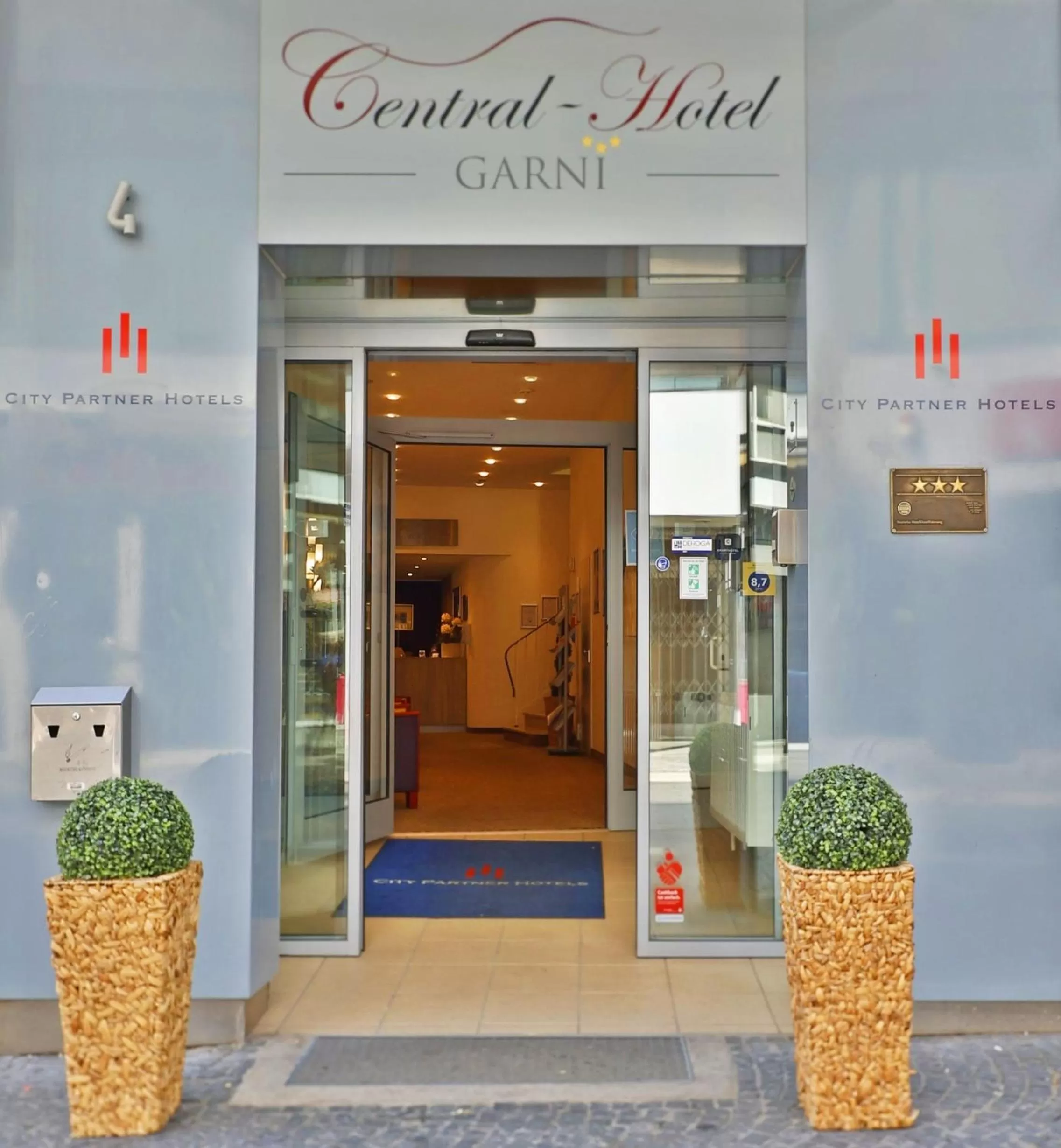 Facade/entrance in City Partner Central-Hotel Wuppertal