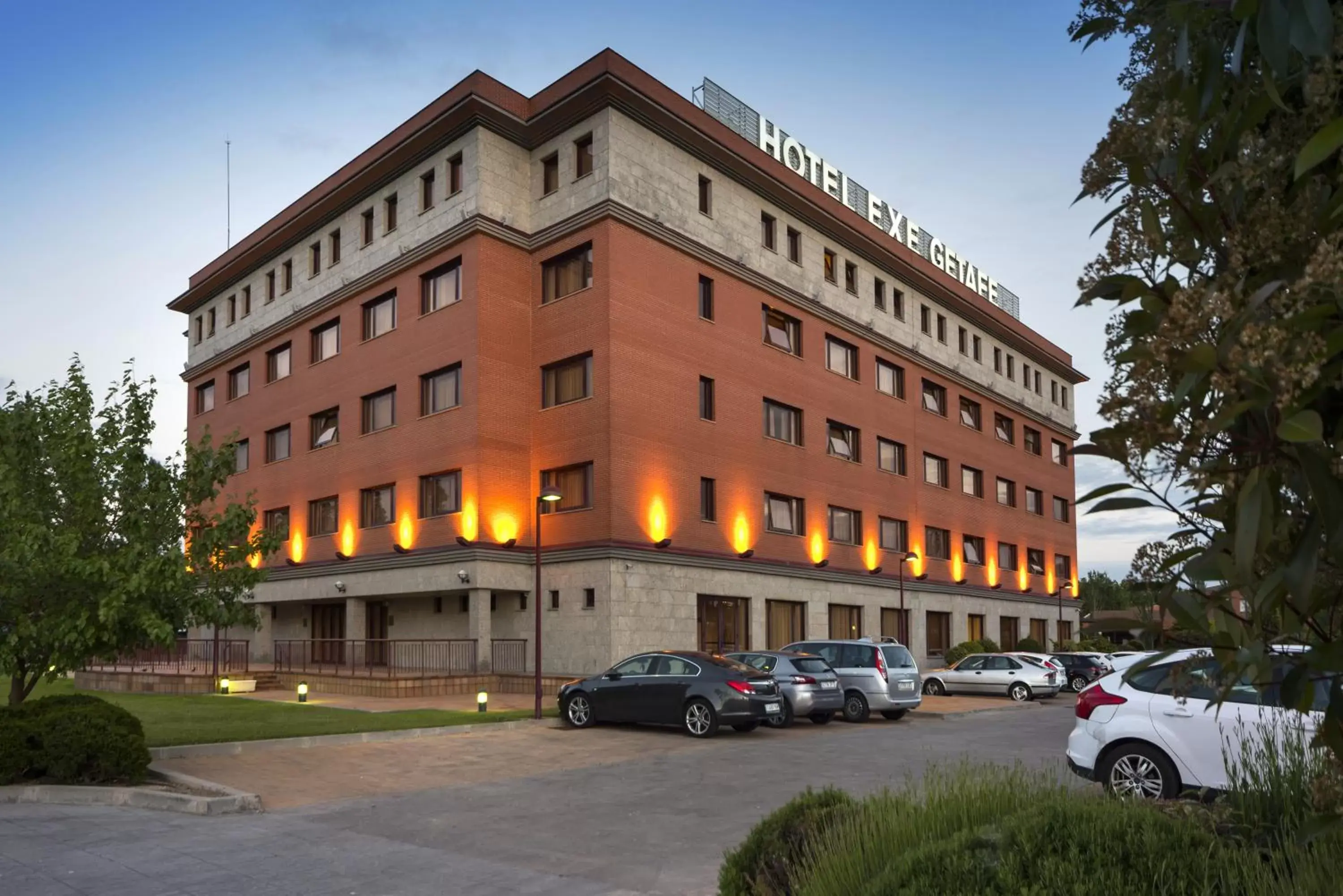 Facade/entrance, Property Building in Exe Getafe