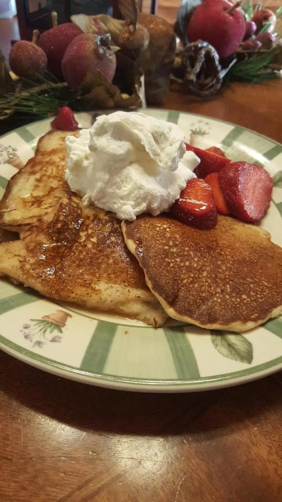 Breakfast in Blue Ridge Manor Bed and Breakfast