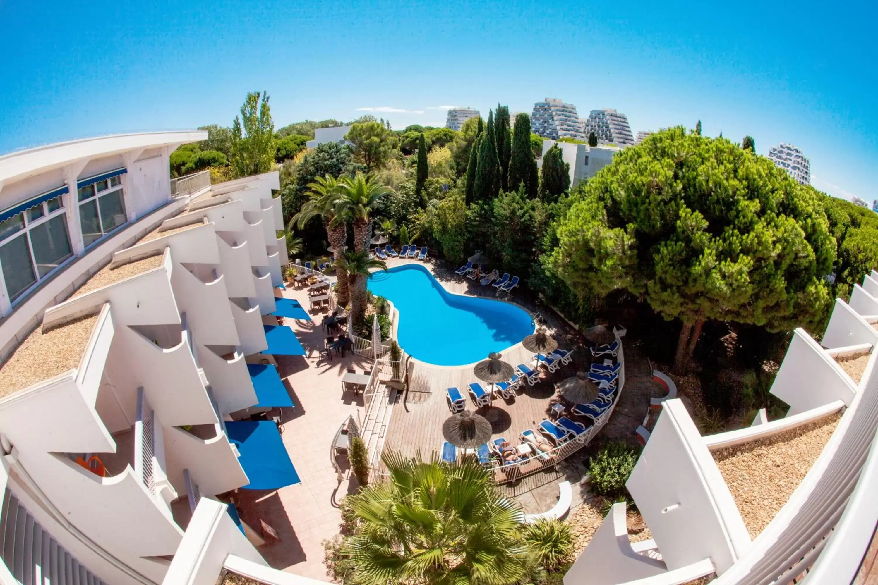 Pool View in Hotel Le Quetzal