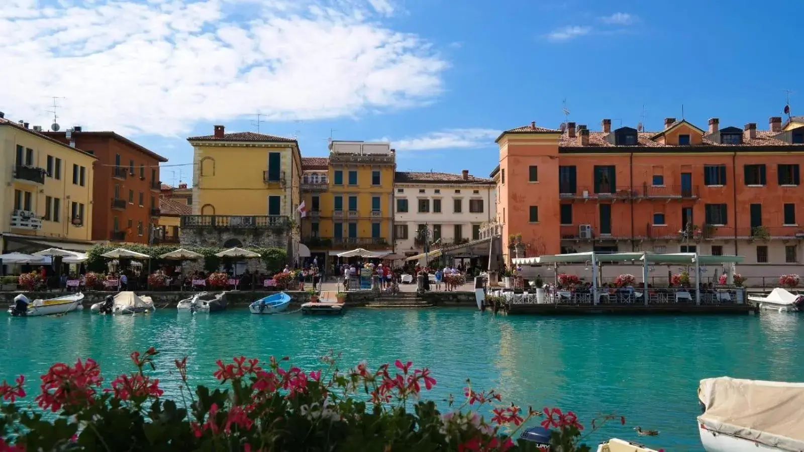 Natural landscape, Property Building in Palazzo Ai Capitani