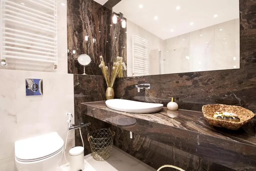 Bathroom in Jacuzzi SPA Prestige