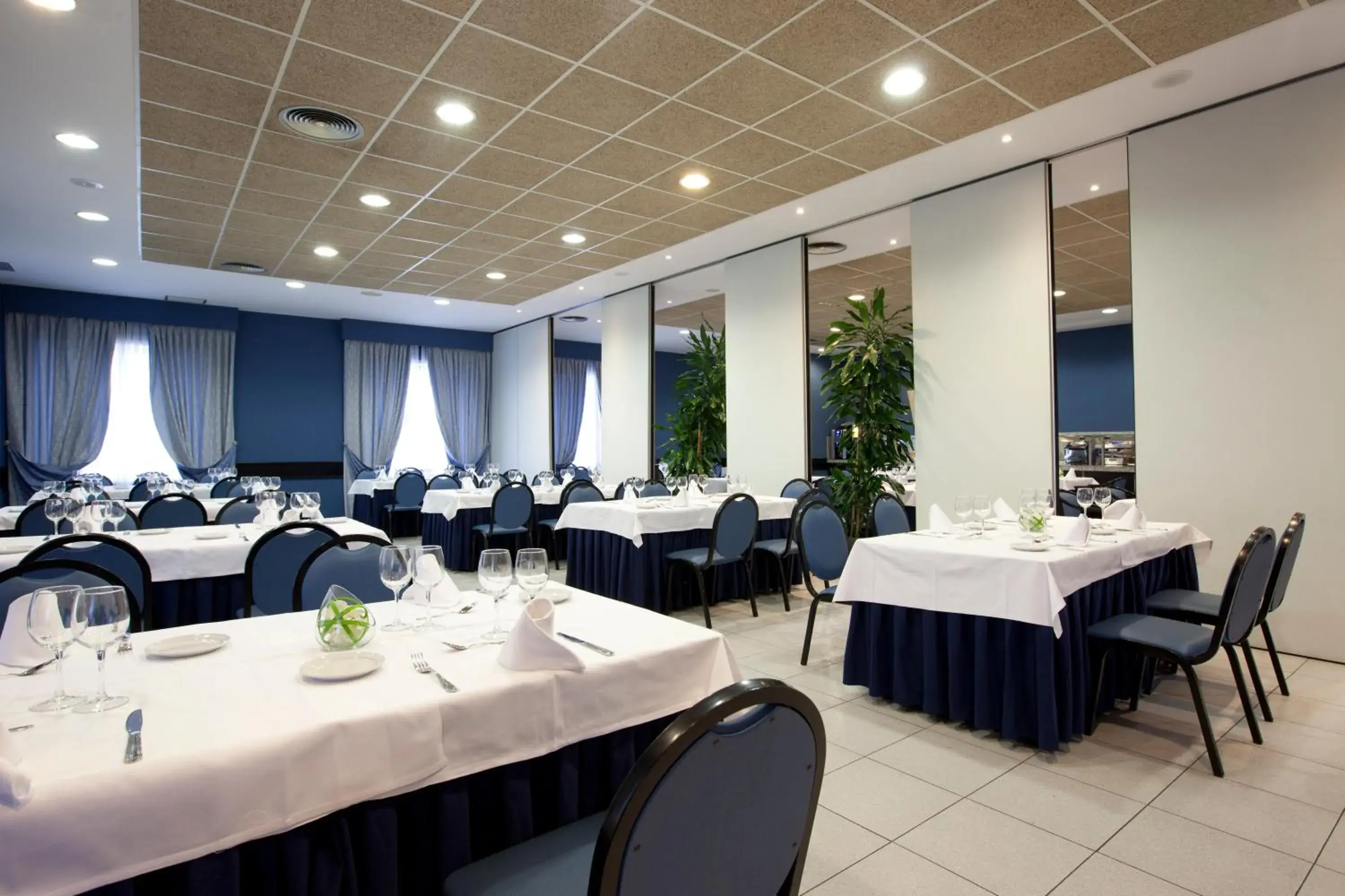 Restaurant/Places to Eat in Hotel Ciudad de Alcañiz