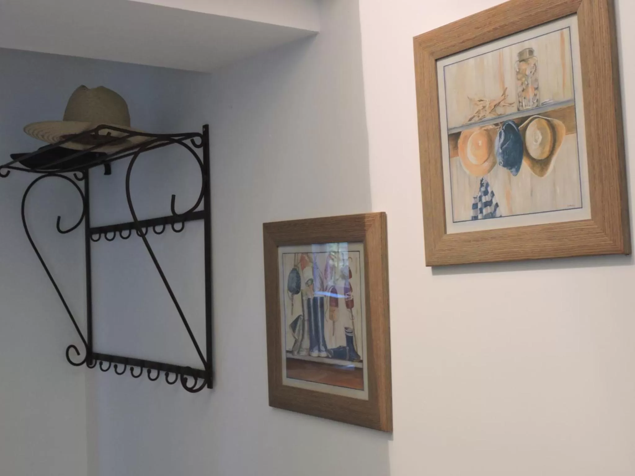 Decorative detail in Domaine Le Castelet