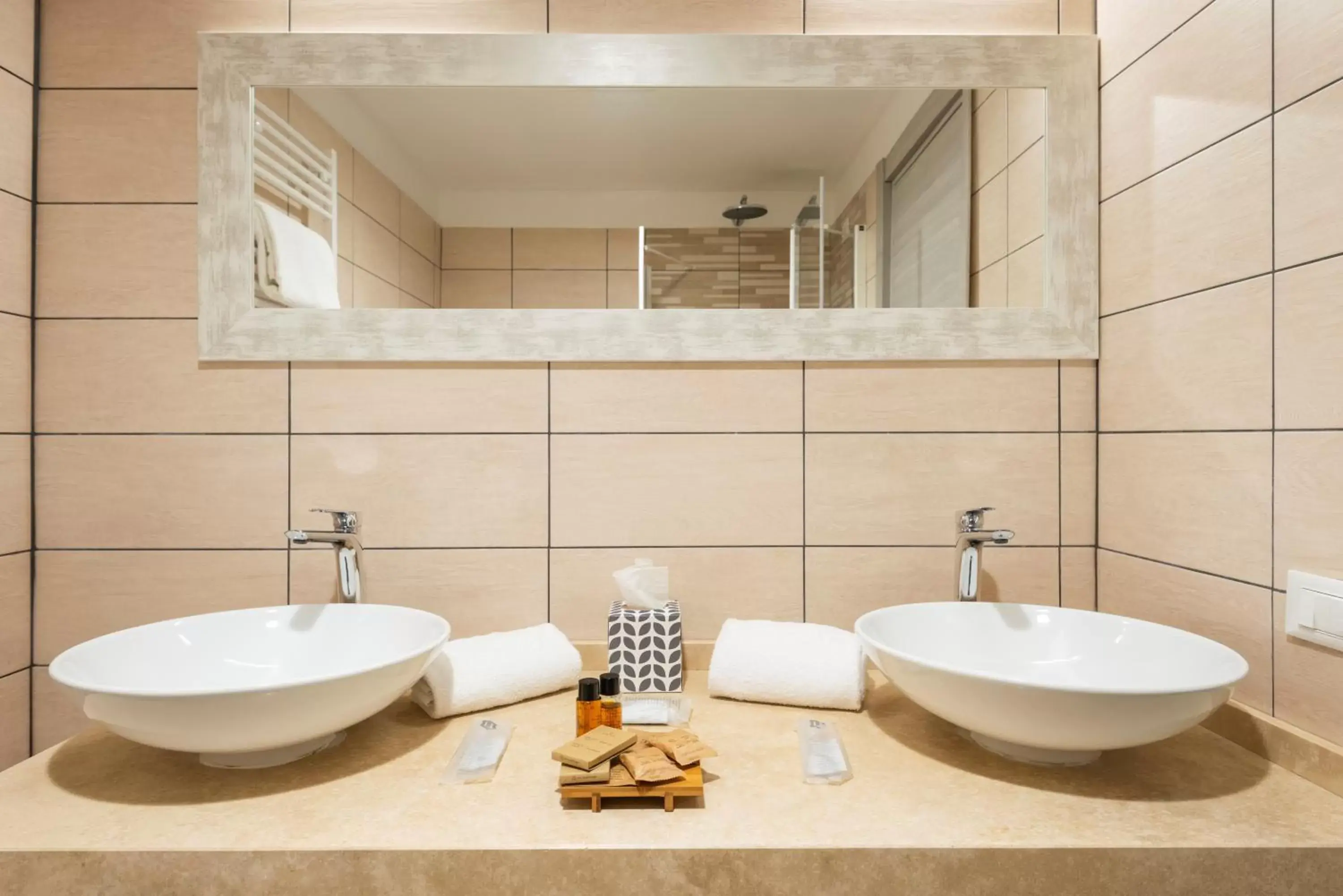 Bathroom in Domus Porto Di Traiano Resort