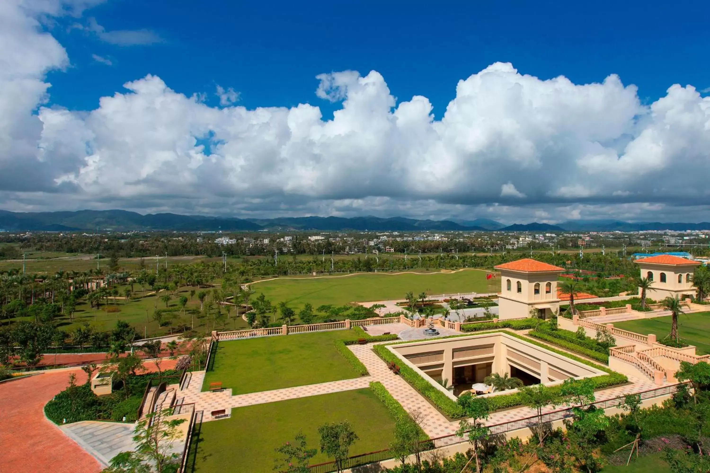 Property building in Sheraton Sanya Haitang Bay Resort