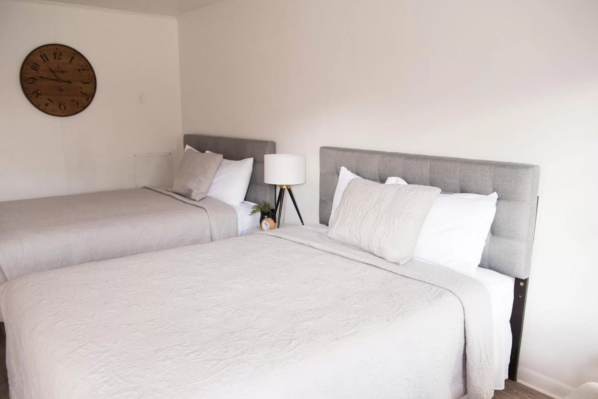 Bed in The Carriage House at Strasburg