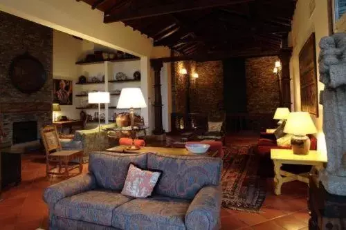 Communal lounge/ TV room, Lounge/Bar in Casa das Pipas / Quinta do Portal
