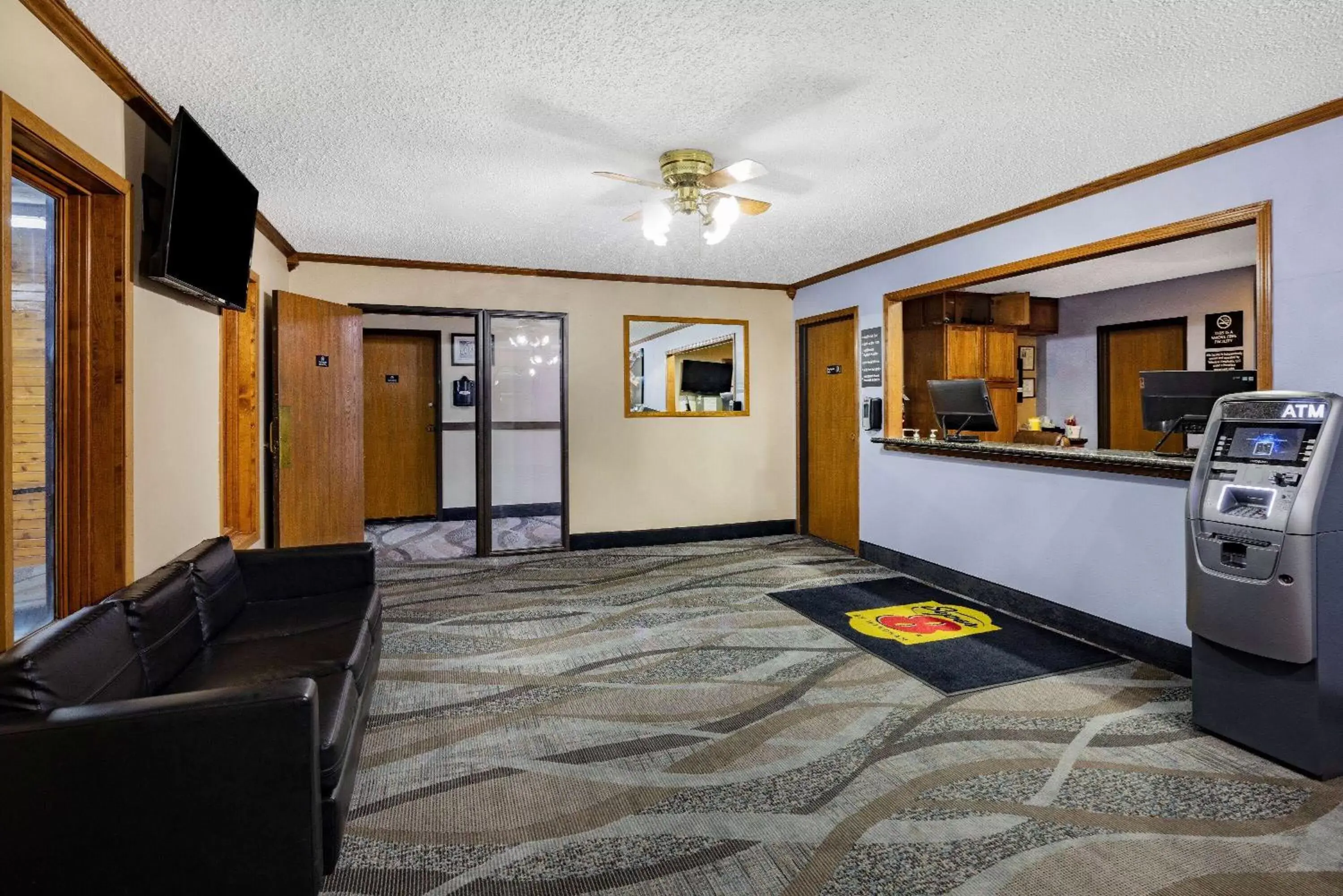 Lobby or reception in Super 8 by Wyndham Valentine NE