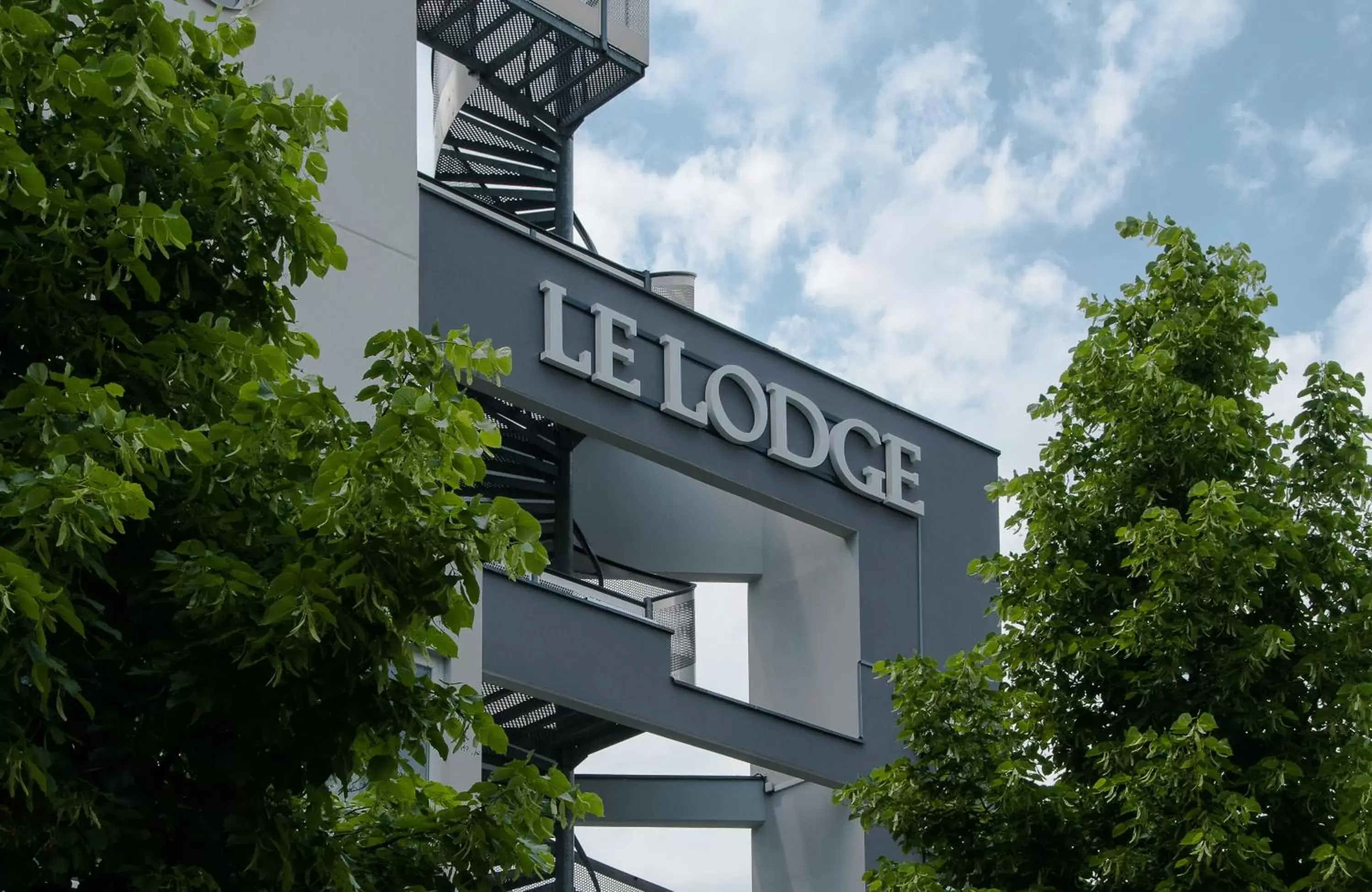 Facade/entrance in Le Lodge Brit Hotel Strasbourg Zenith