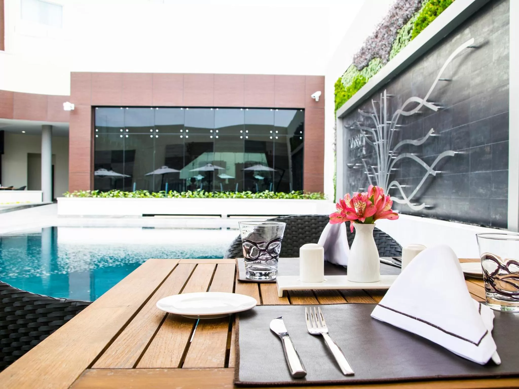 Swimming pool in HS HOTSSON Hotel Irapuato