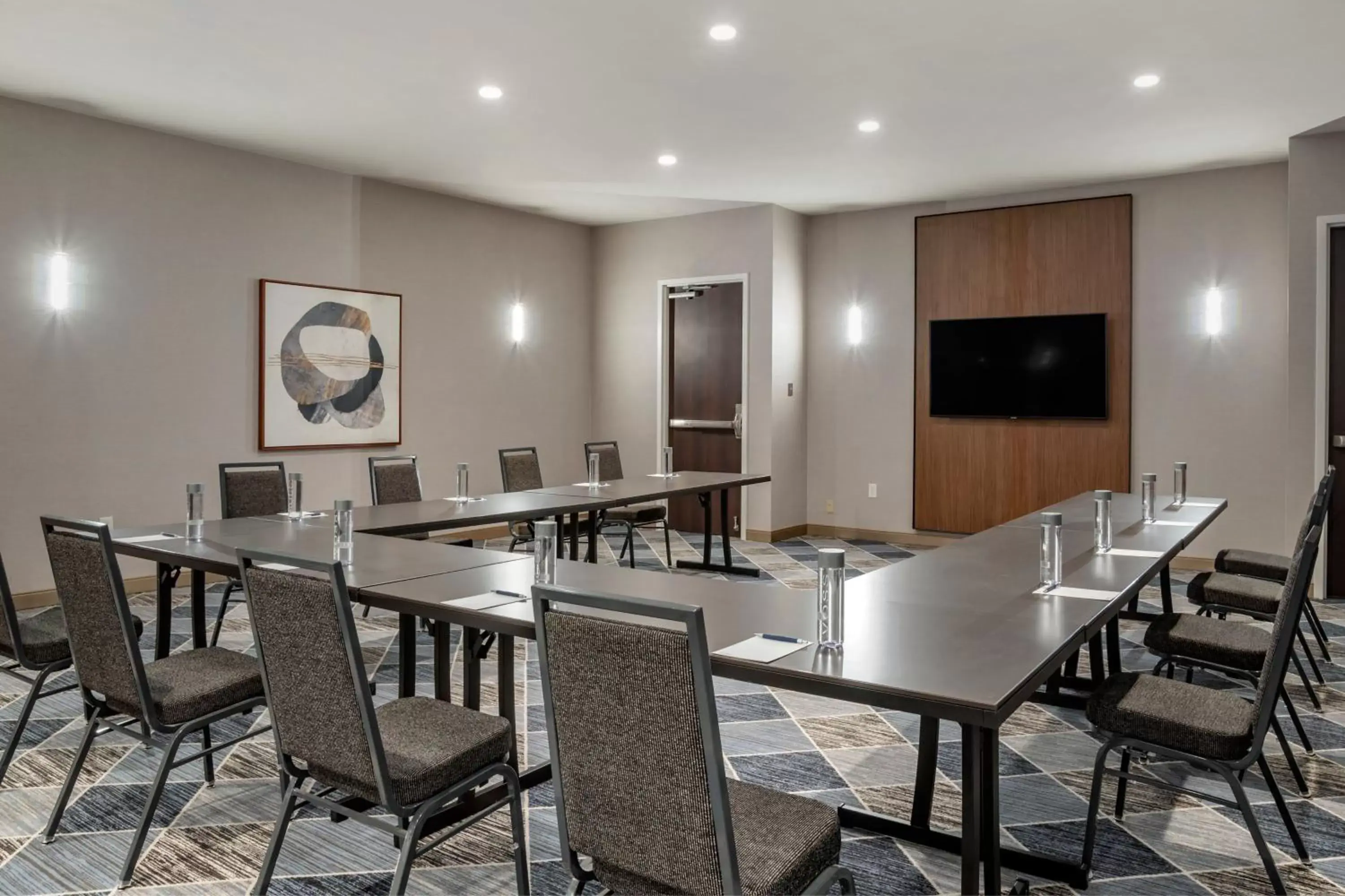 Meeting/conference room in Sheraton Suites Old Town Alexandria