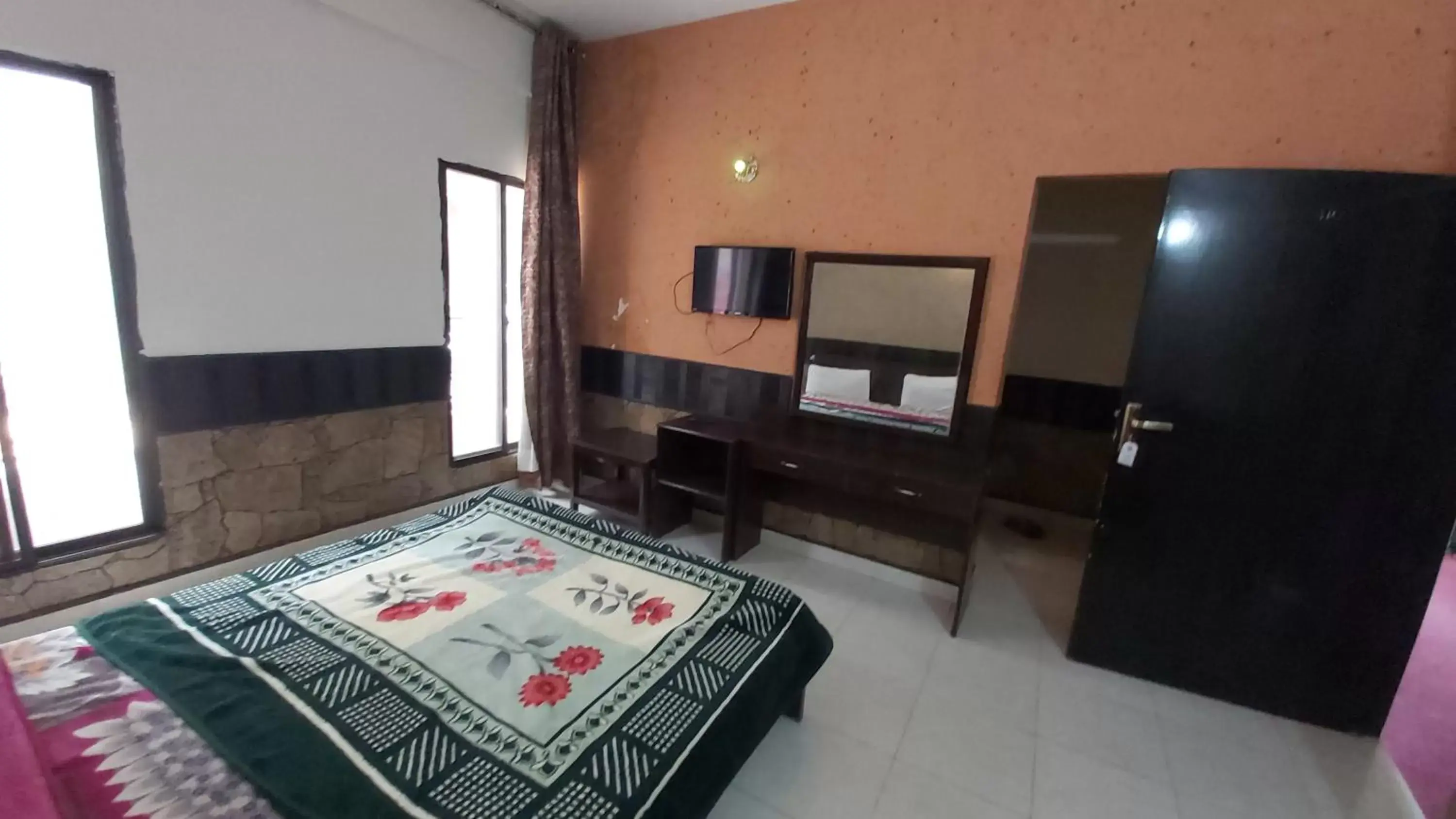 Standard Double Room in Mount Heaven Hotel Murree Standard Double Room in Mount Heaven Hotel Murree