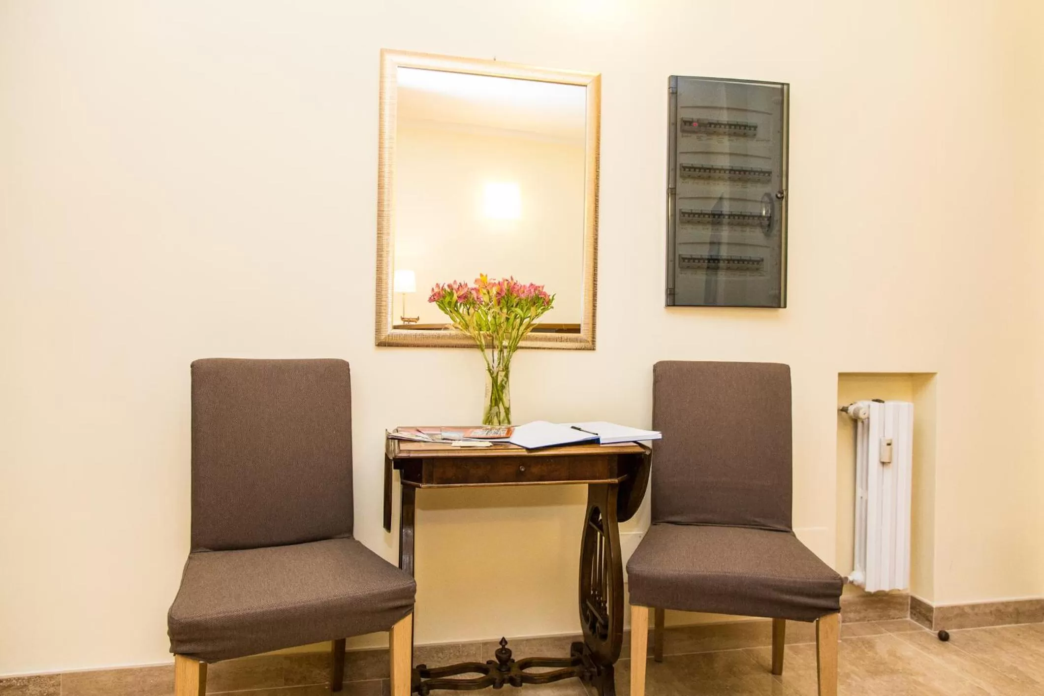 Lobby or reception in Trastevere's Friends