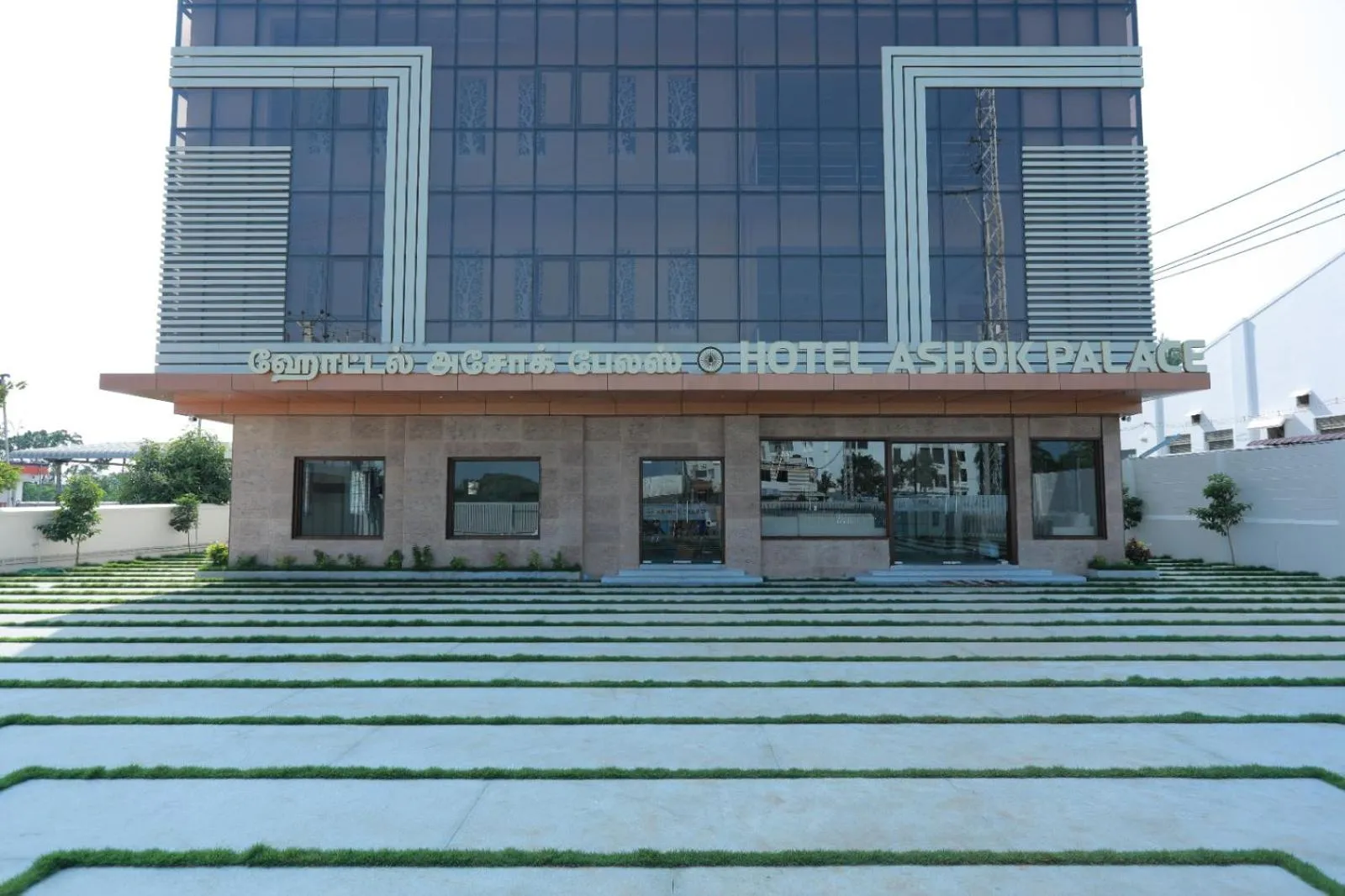 Facade/entrance in Hotel Ashok Palace