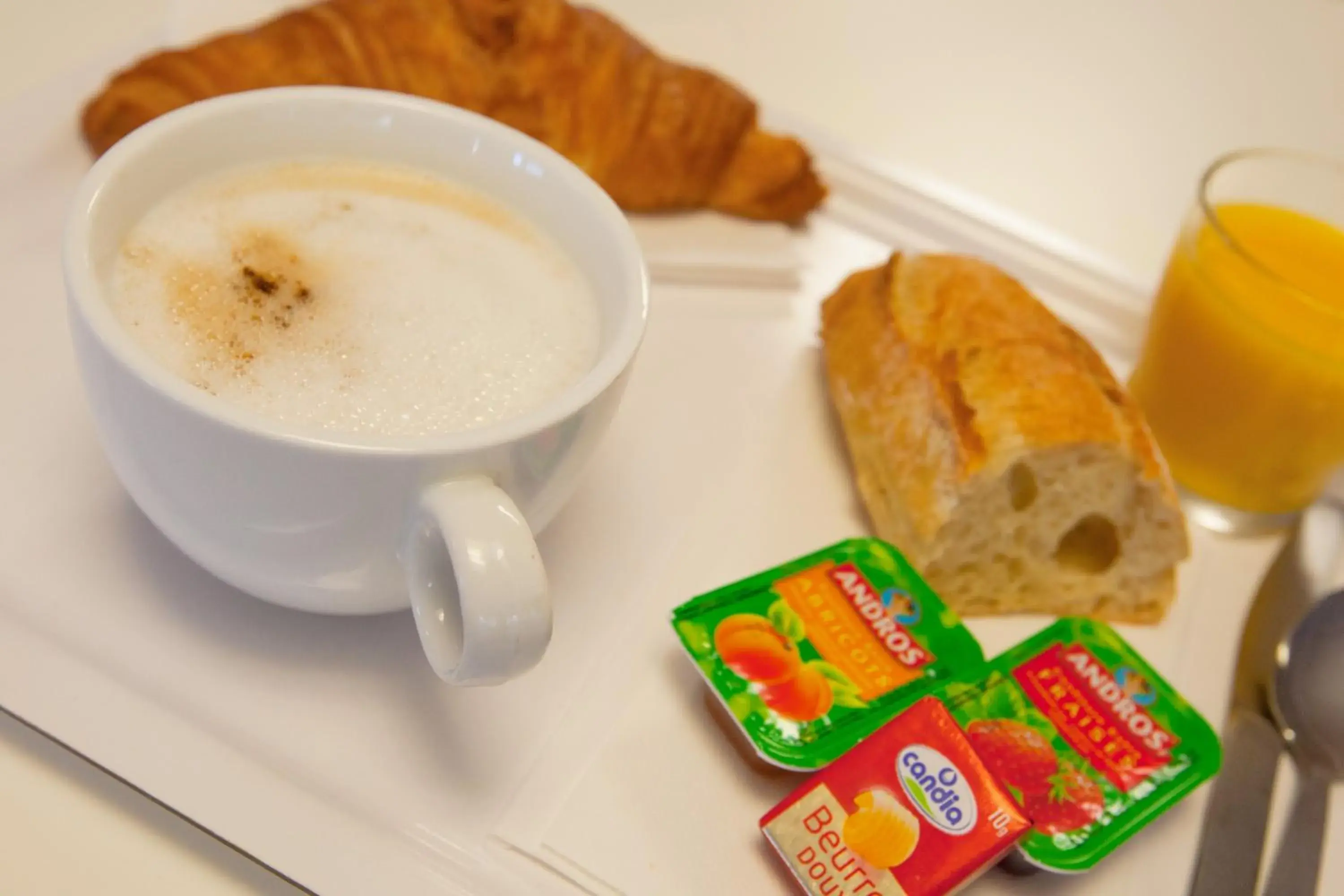 Food and drinks in Première Classe Dijon Nord - Zénith