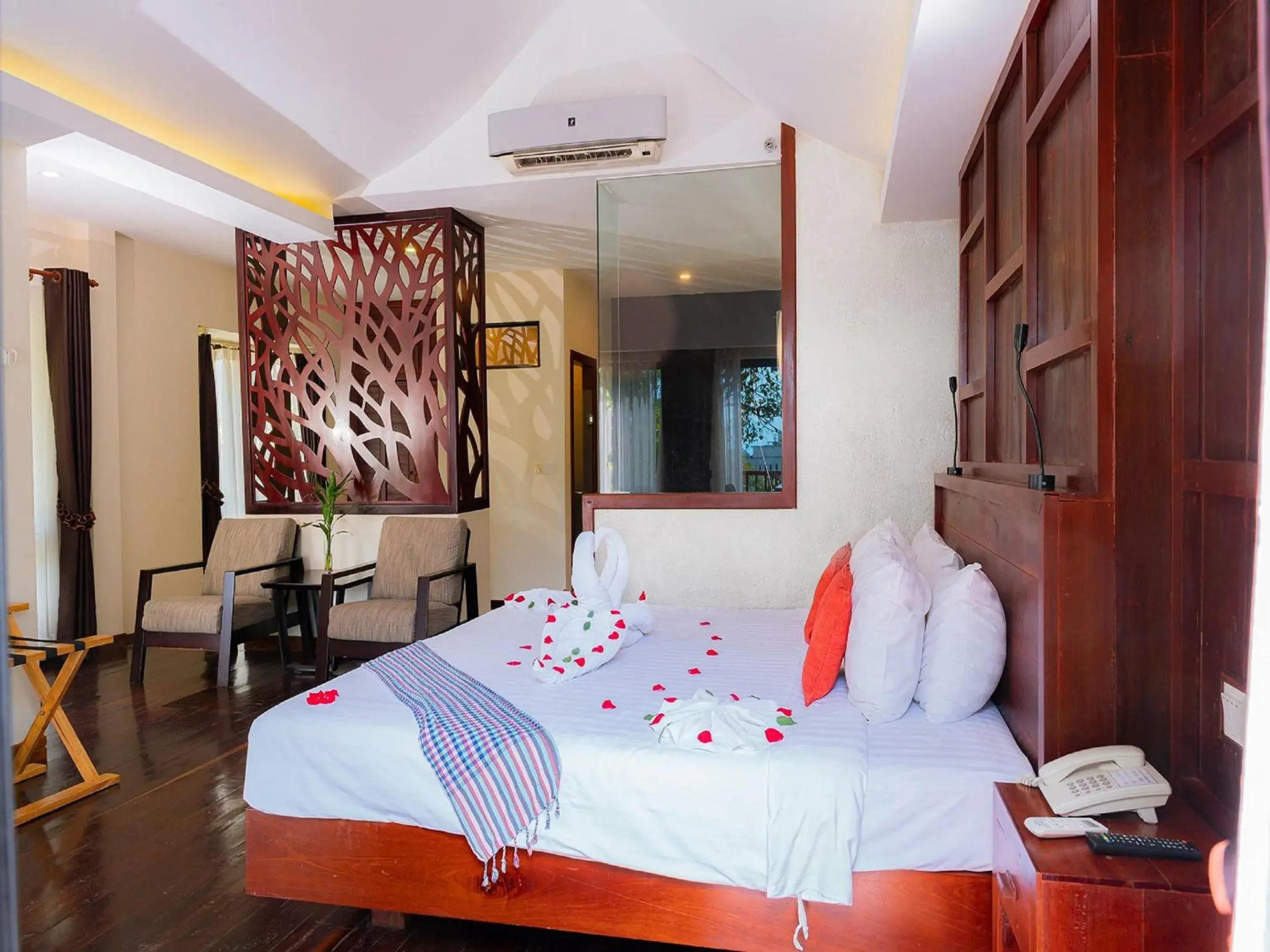 Bedroom, Bed in 360 Resort