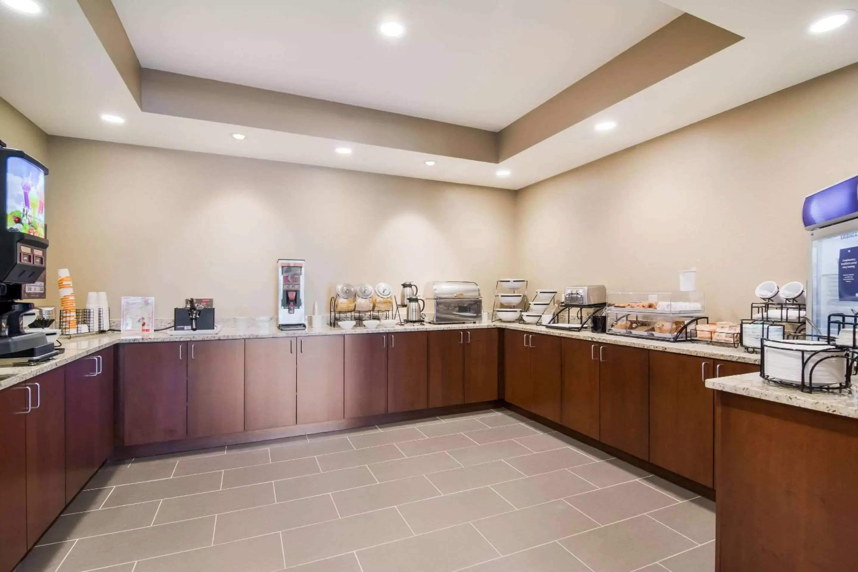 Restaurant/places to eat in Comfort Inn & Suites Rock Hill Northeast Restaurant/places to eat in Comfort Inn & Suites Rock Hill Northeast