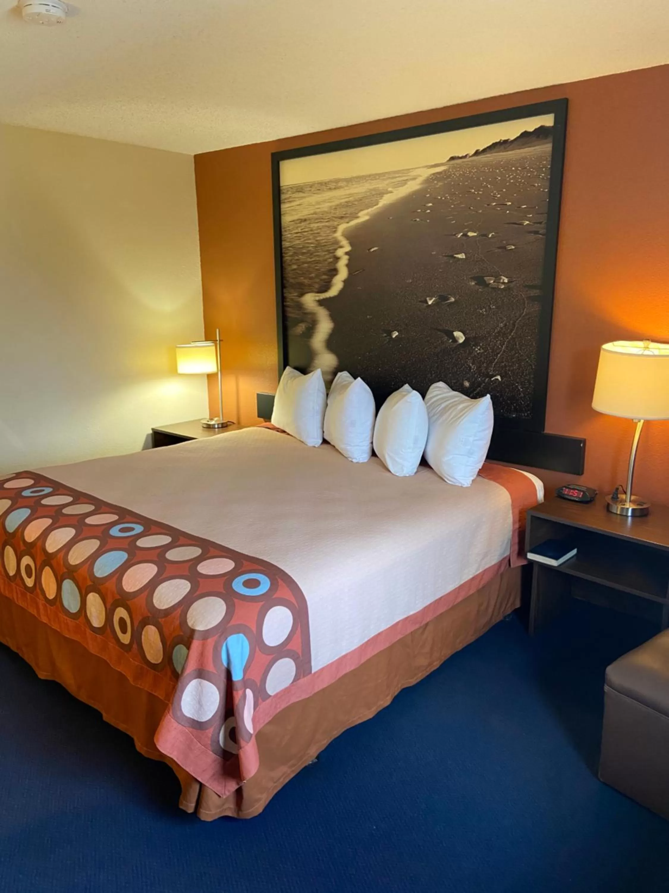 Bed in Super 8 by Wyndham College Station