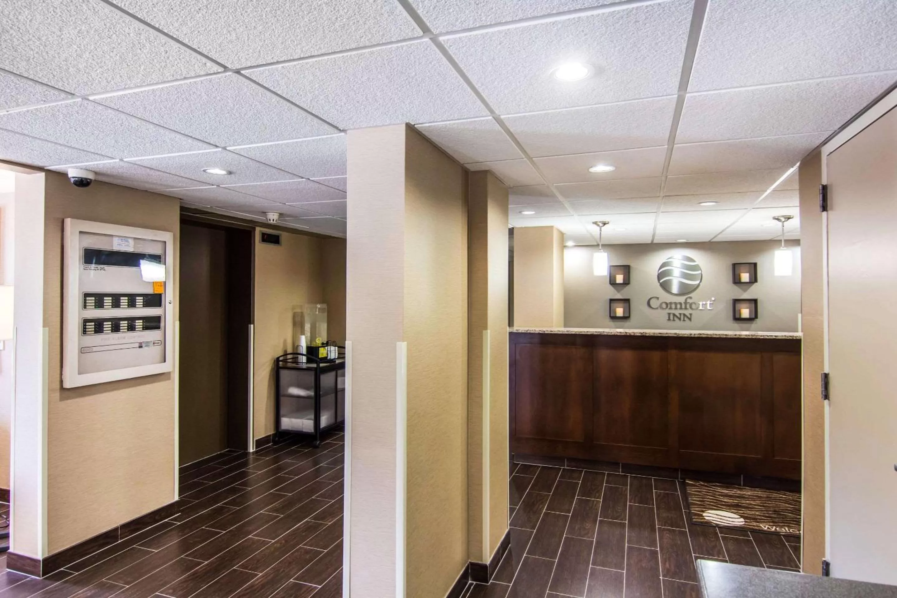 Lobby or reception in Comfort Inn Newport News-Williamsburg East
