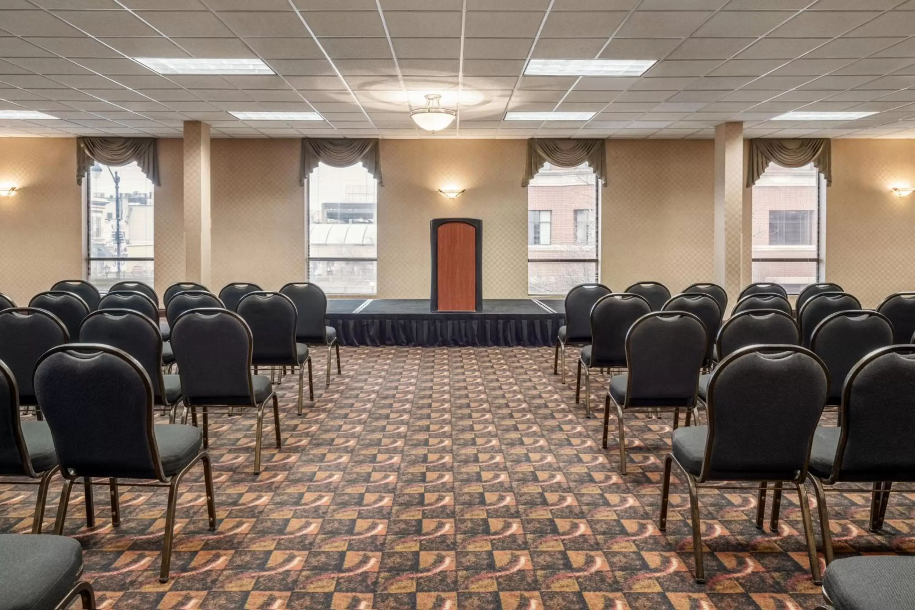 Business facilities in Wyndham Springfield City Centre