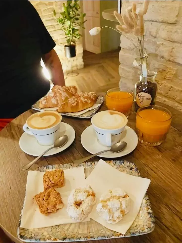 Breakfast in Palazzo Benucci