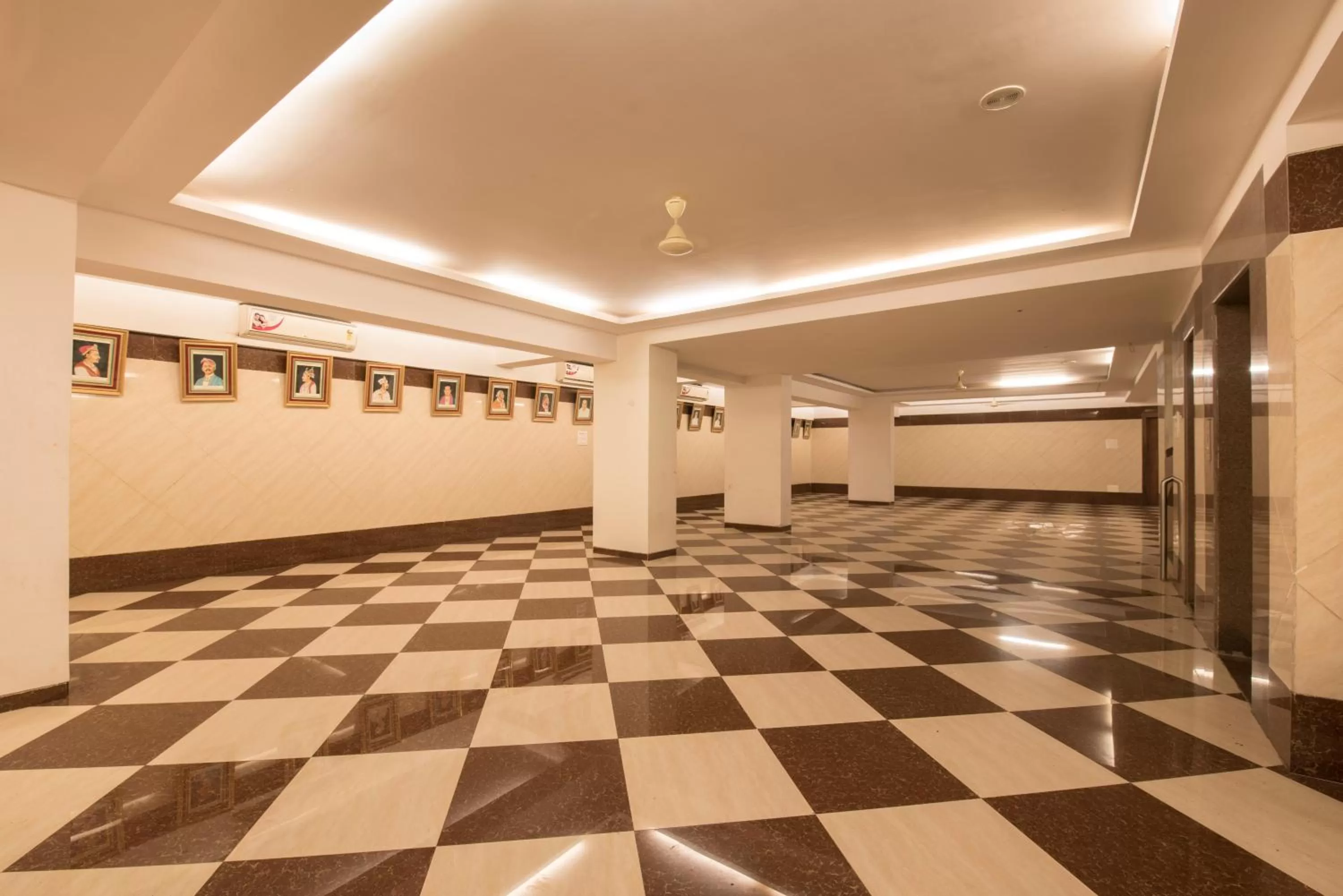 Banquet/Function facilities in Hotel Vaikunth By Adamo