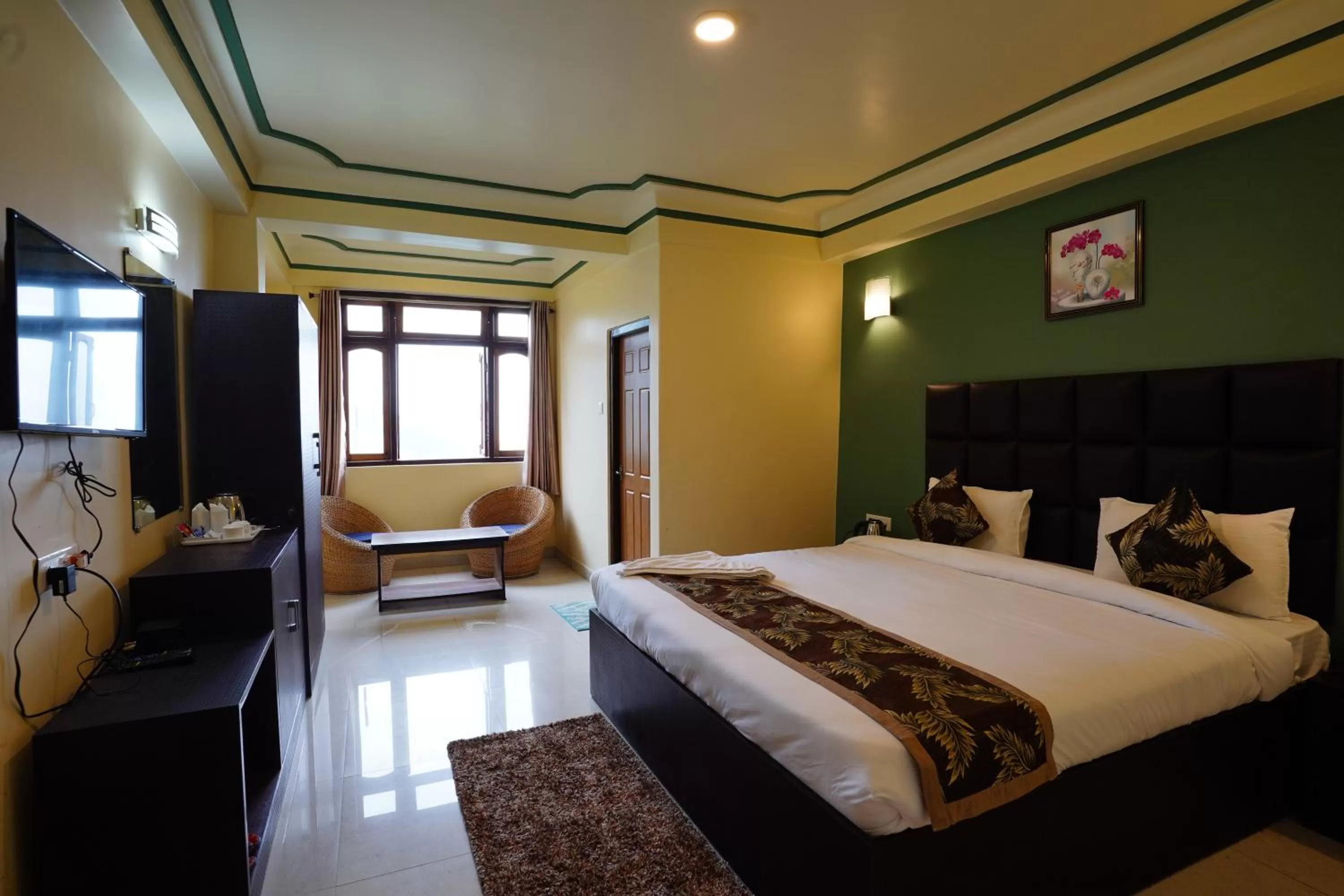 Bed in Hotel White Lotus Gangtok