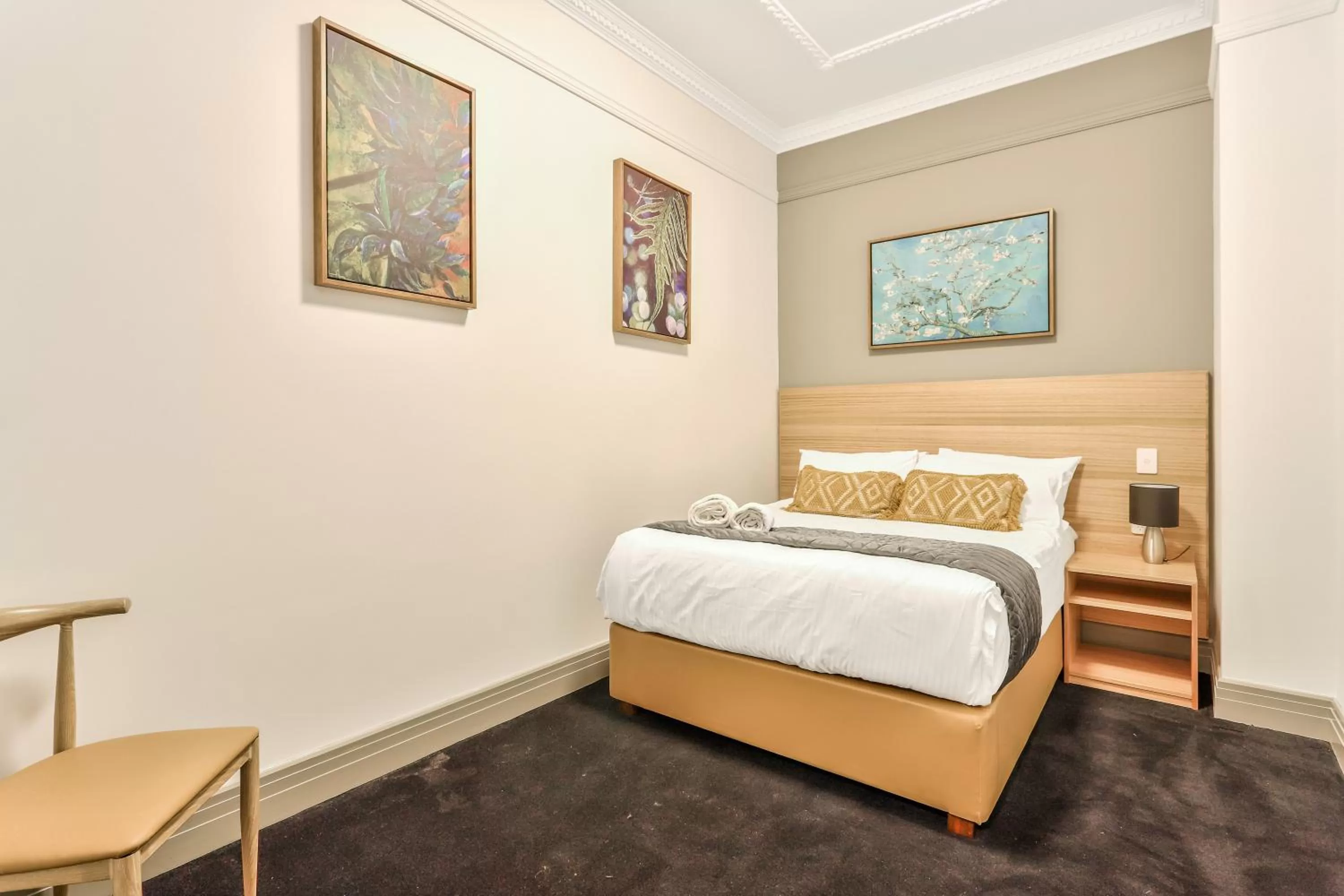 Bed in Meridian Hotel Hurstville