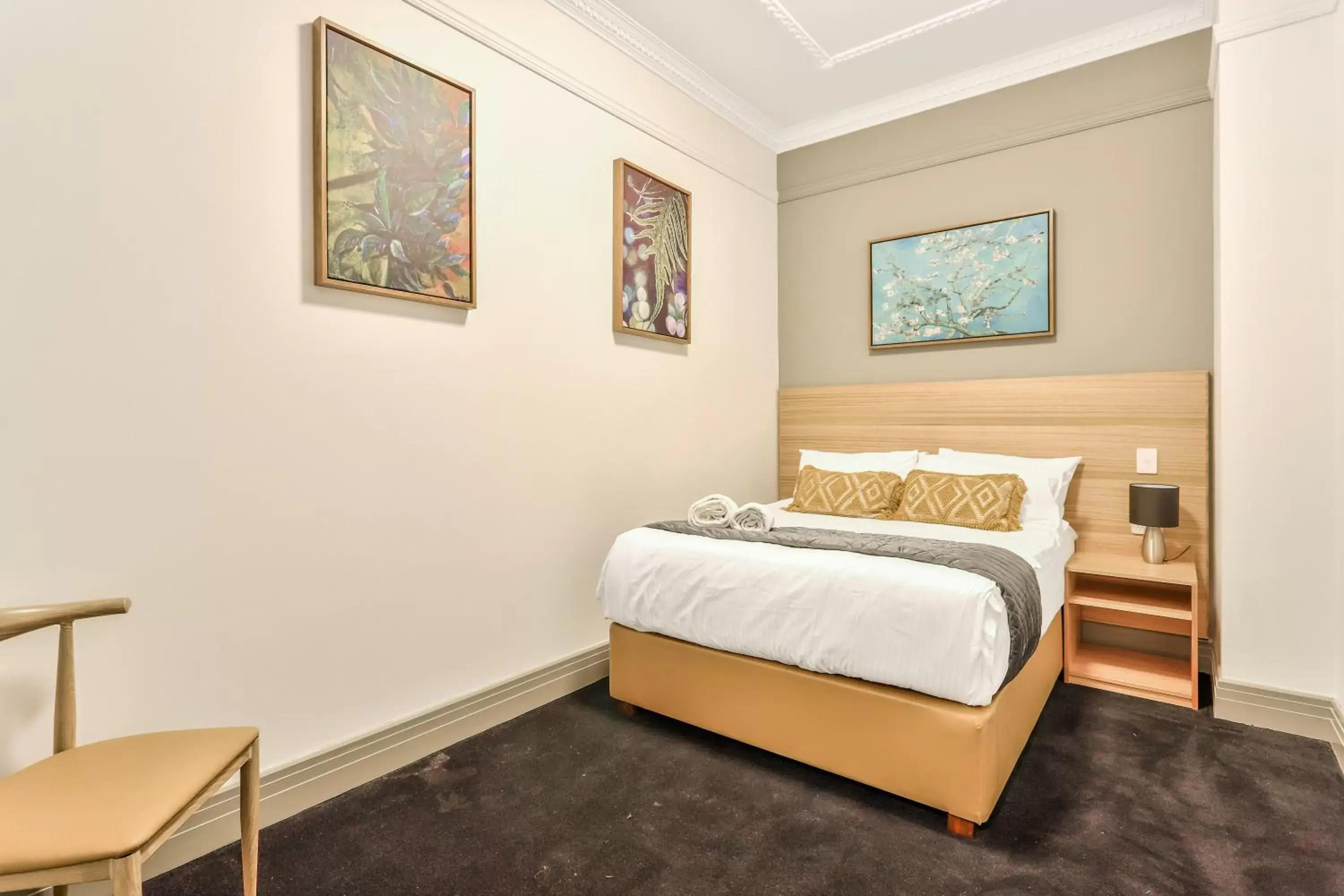 Twin Room with Balcony in Meridian Hotel Hurstville Twin Room with Balcony in Meridian Hotel Hurstville