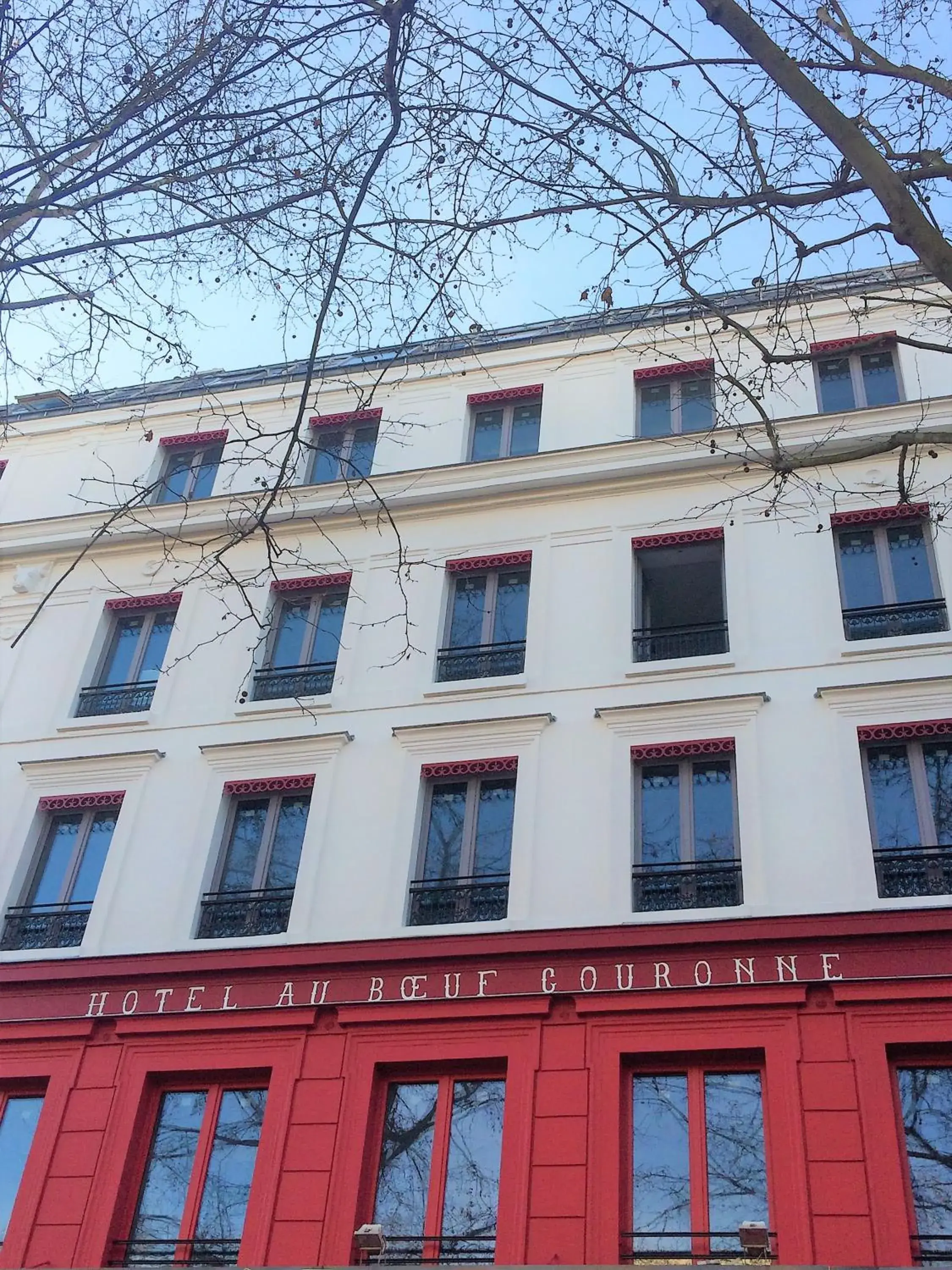 Facade/entrance, Property Building in Hotel Restaurant Au Boeuf Couronné