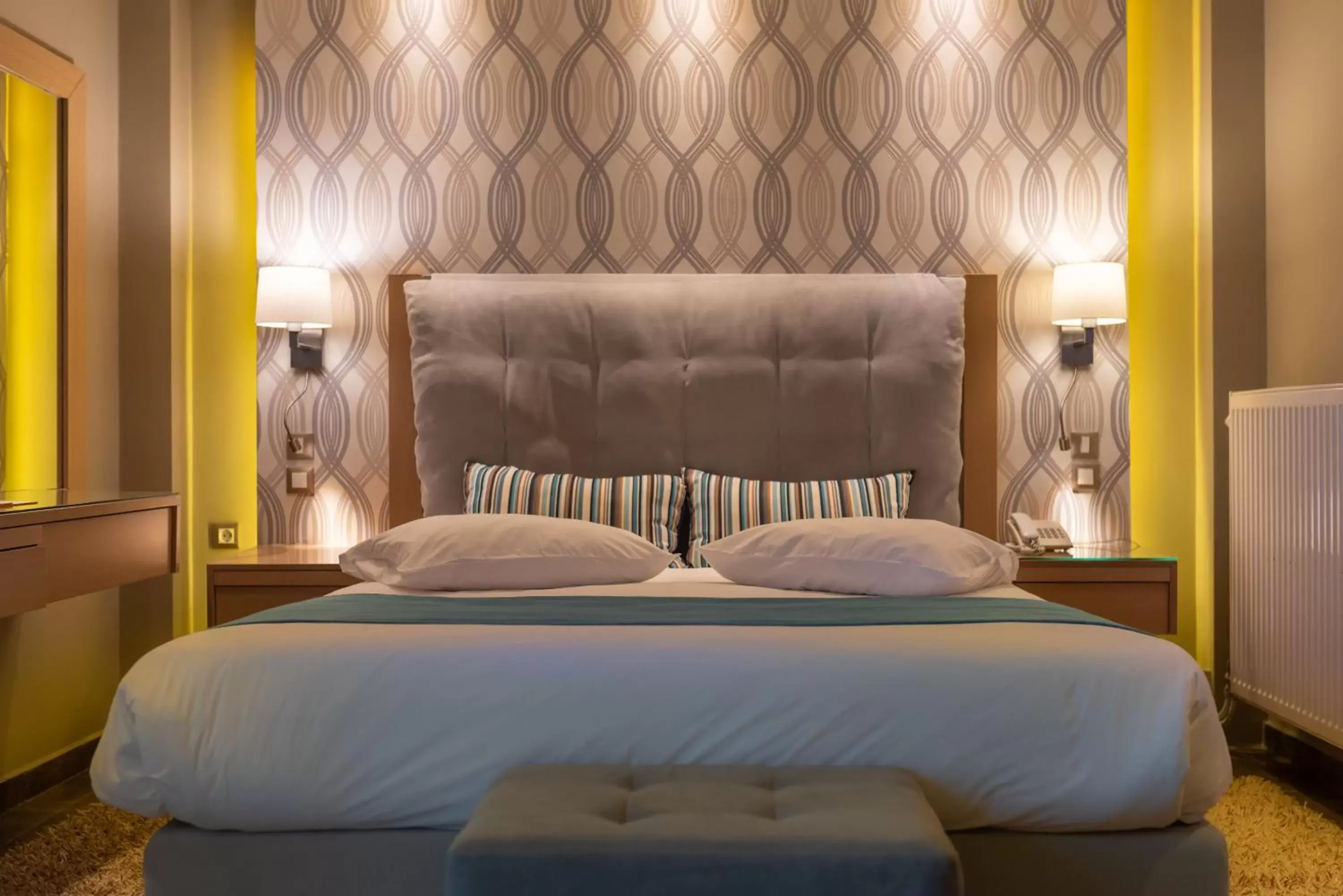 Photo of the whole room, Bed in Heliotrope Hotels Photo of the whole room, Bed in Heliotrope Hotels