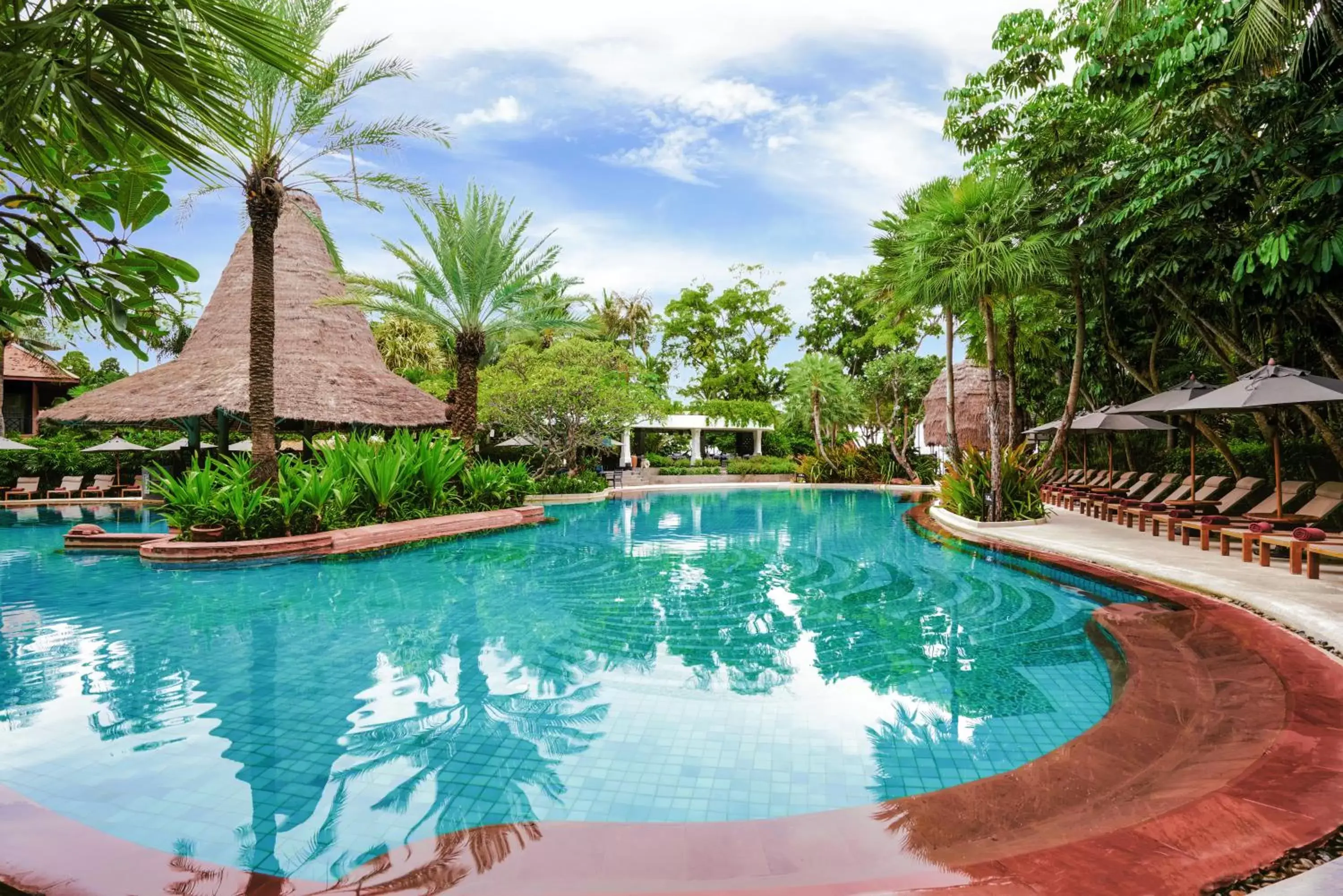 Swimming Pool in Anantara Hua Hin Resort - SHA Certified