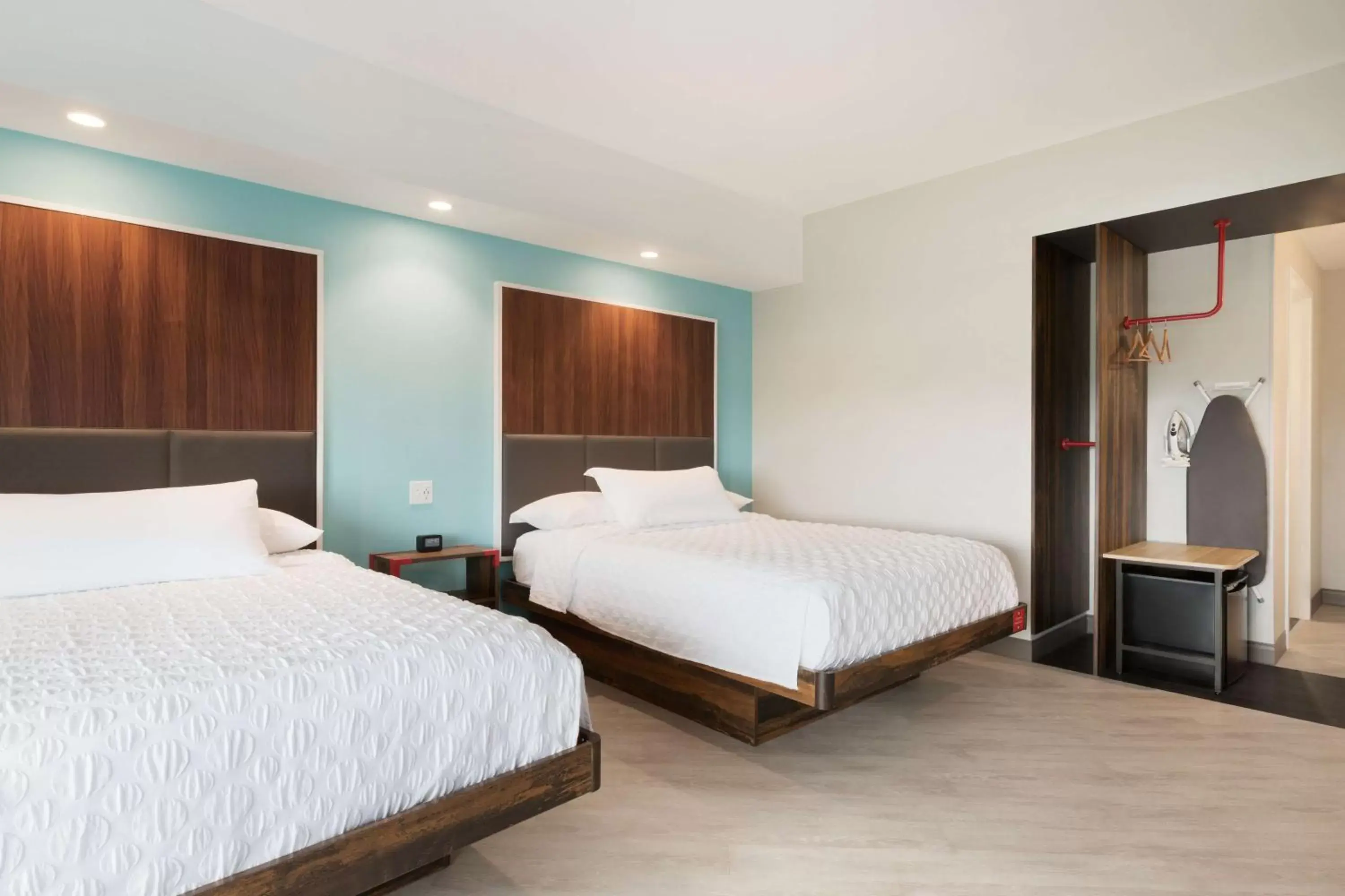 Bed in Tru By Hilton York Pa
