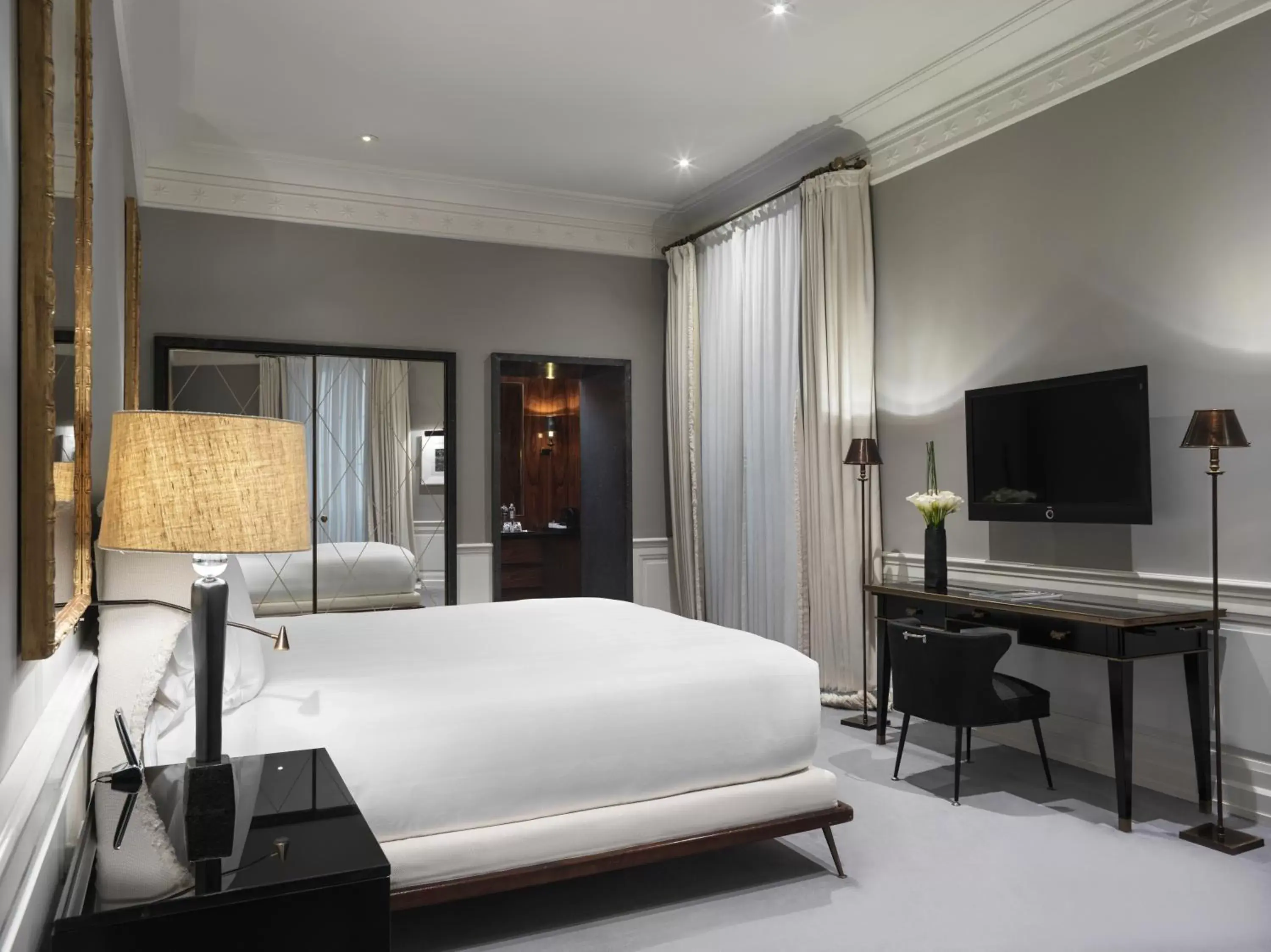 Photo of the whole room, Bed in J.K. Place Roma - The Leading Hotels of the World