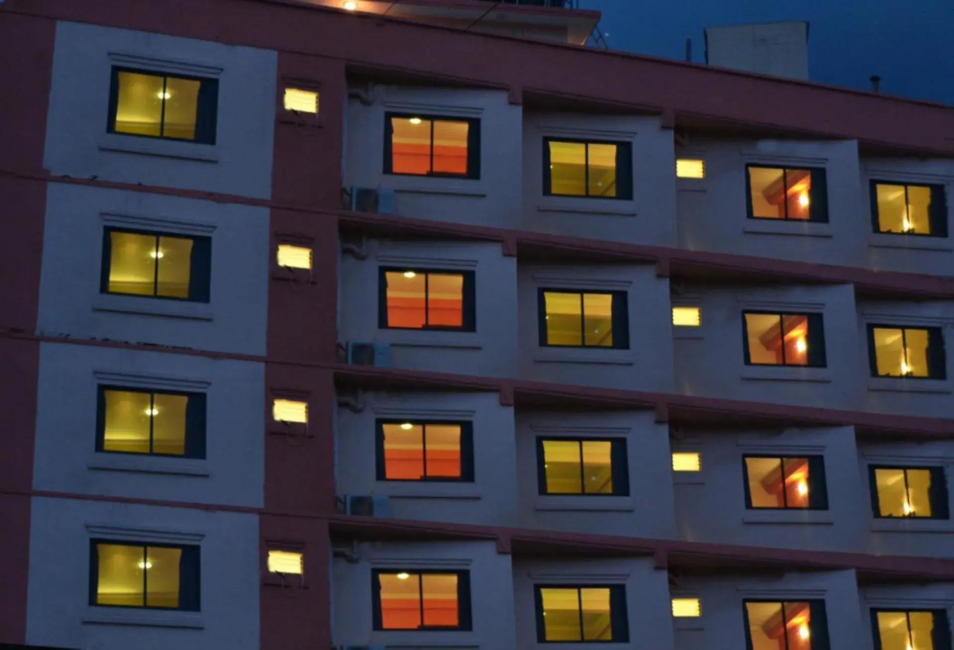 Facade/entrance in Cascade Hotel Kathmandu Facade/entrance in Cascade Hotel Kathmandu