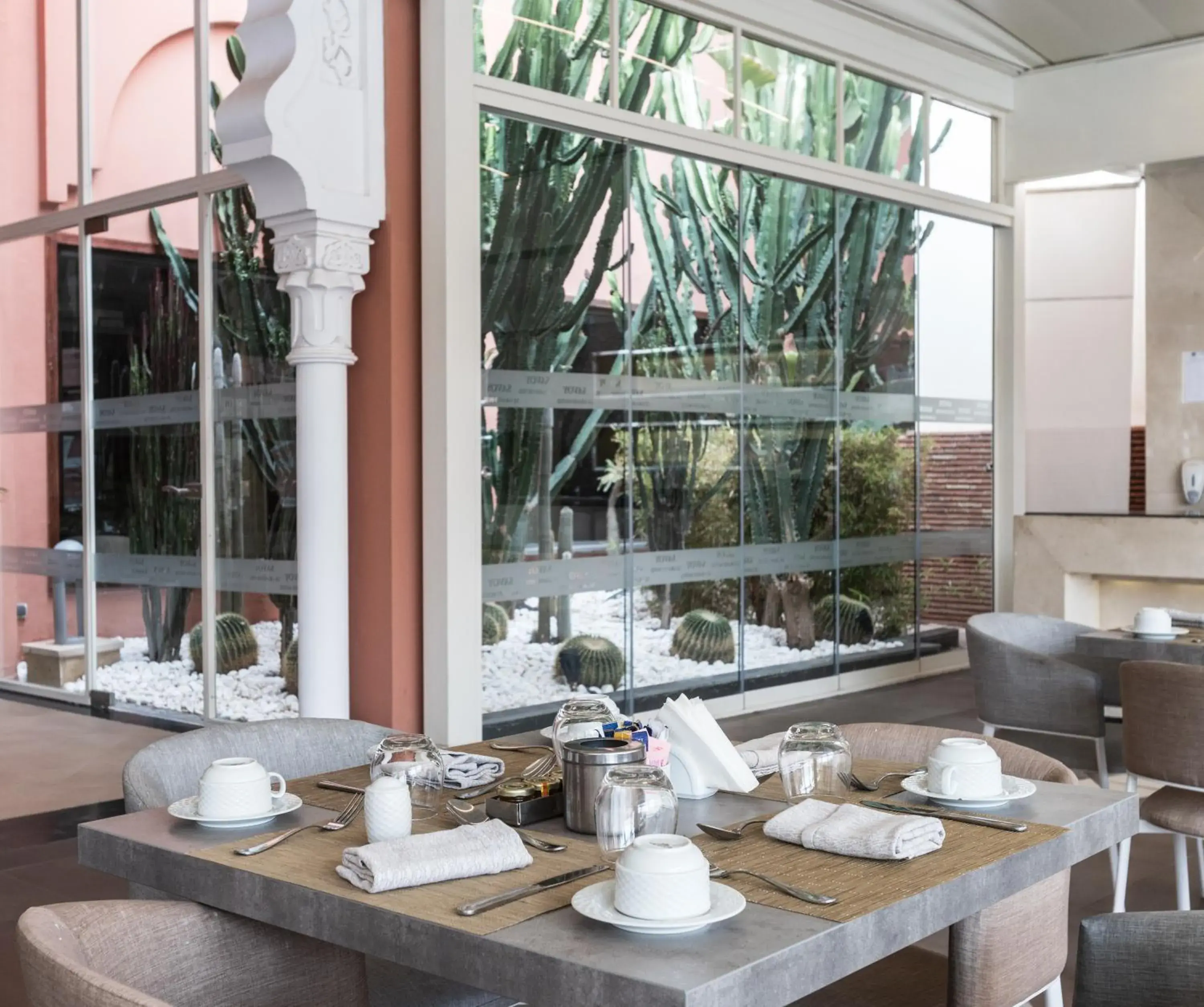 Restaurant/places to eat in Savoy Le Grand Hotel Marrakech