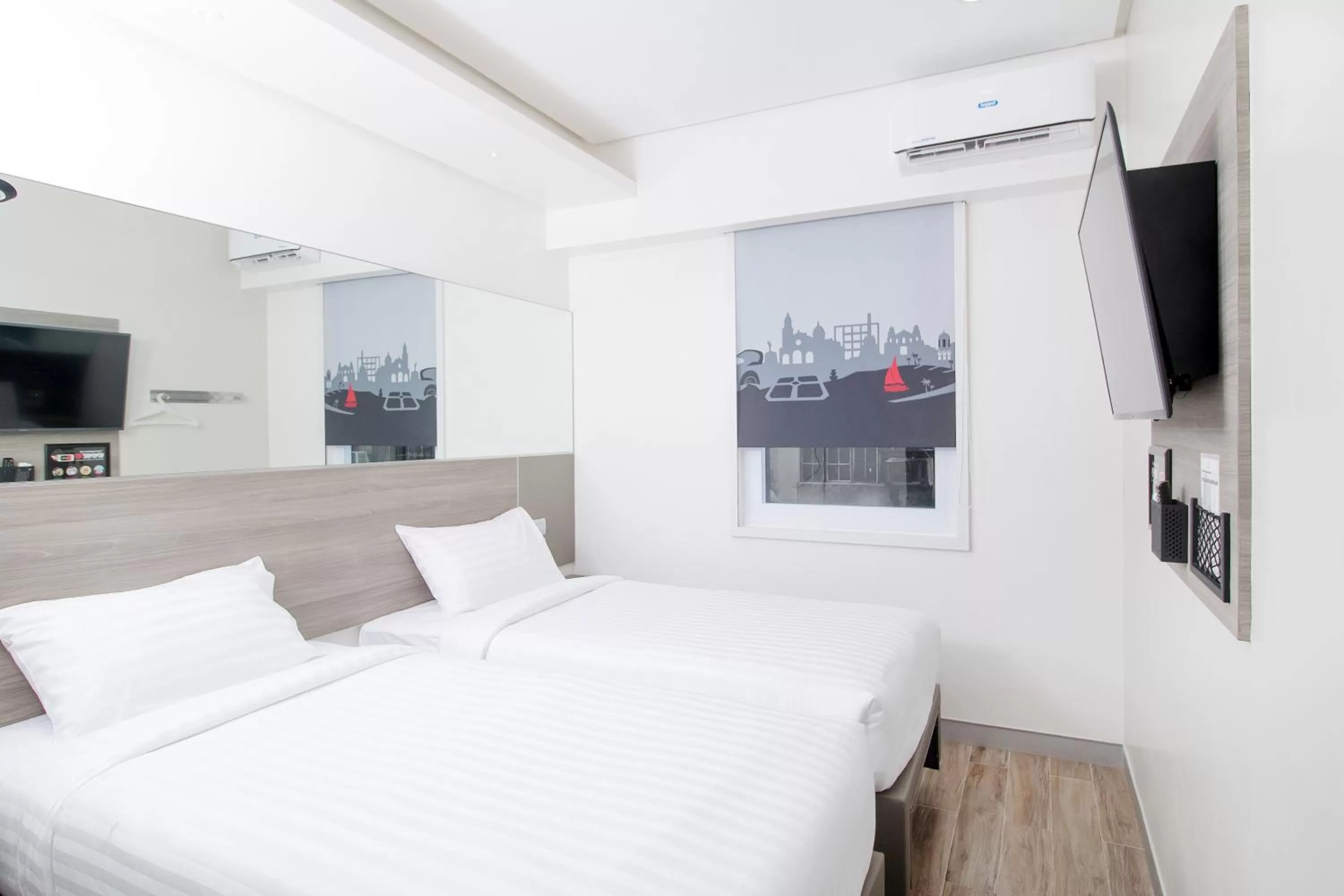 Bed in Red Planet Manila Bay