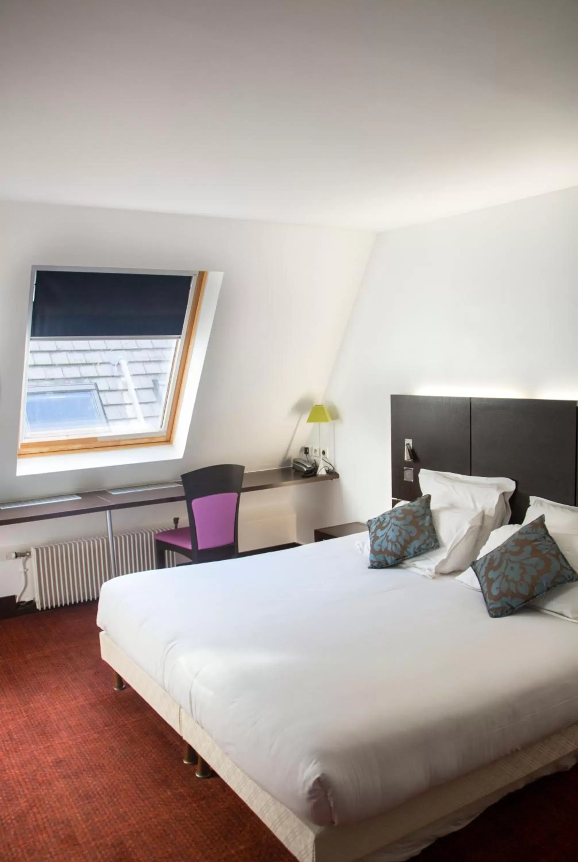 Bedroom, Bed in 55 Hôtel Montparnasse