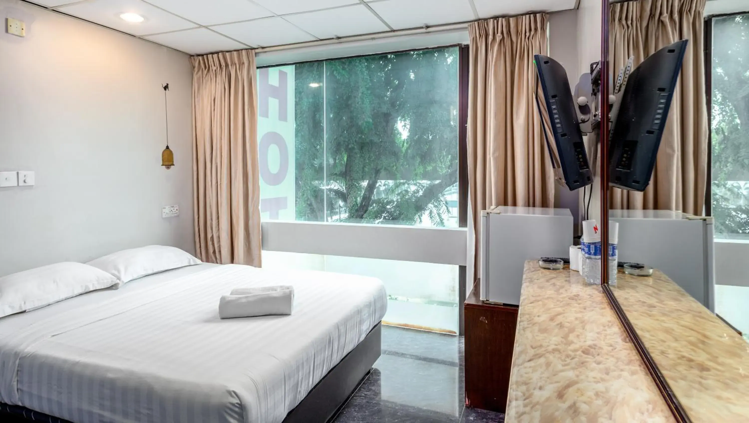 Bed in Subang Valley Bed in Subang Valley