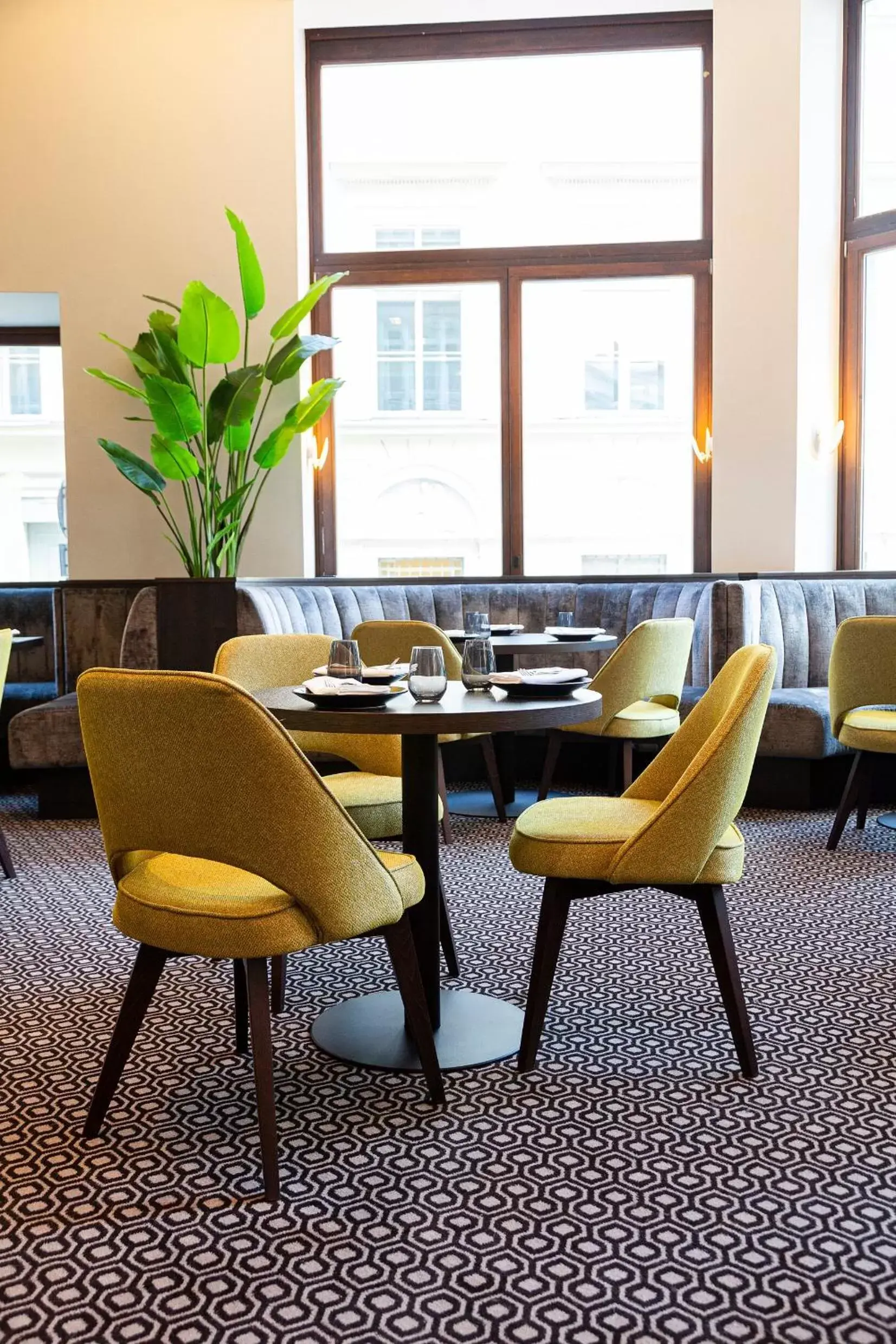 Restaurant/places to eat in Steigenberger Hotel Herrenhof