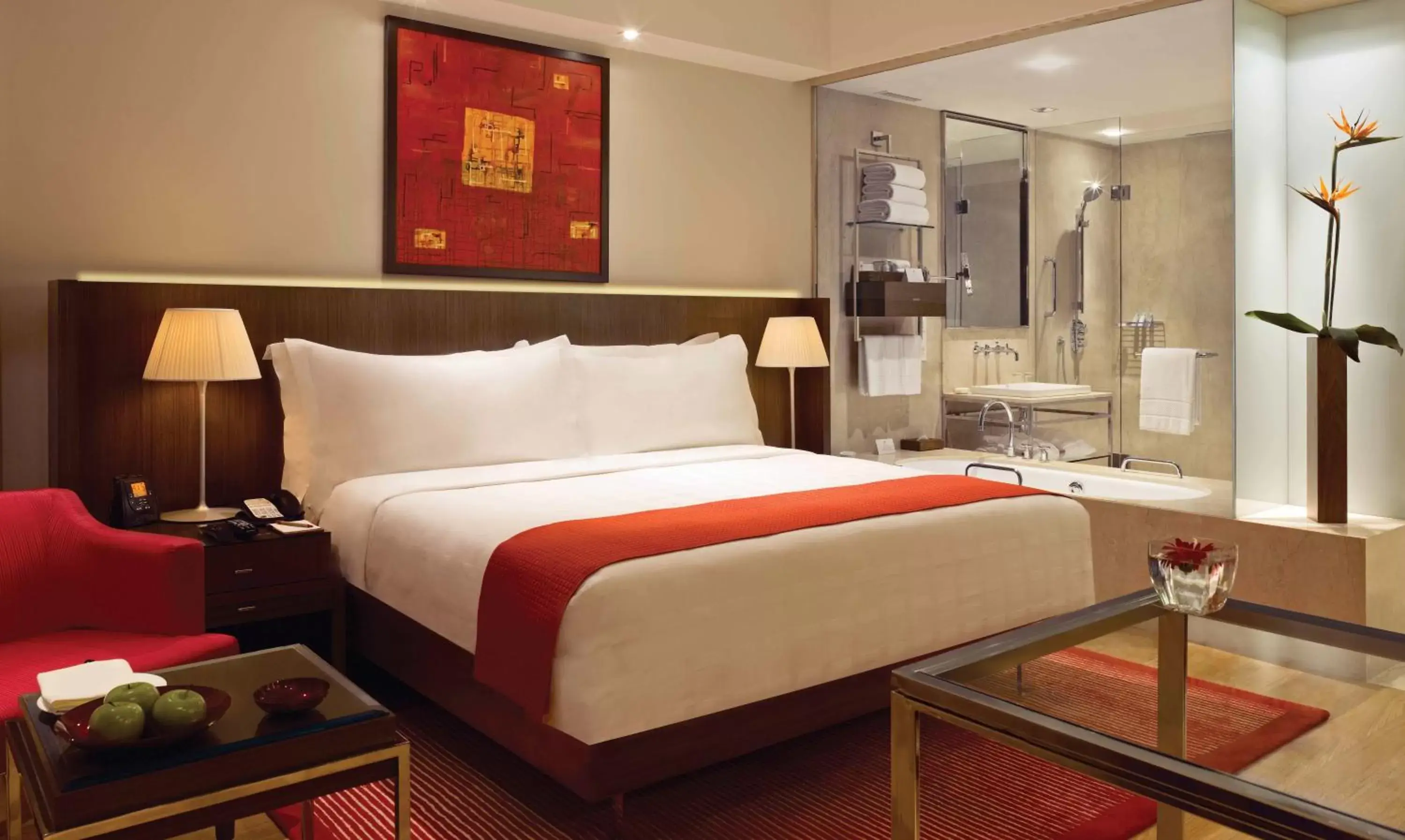 Photo of the whole room, Bed in Trident Bandra Kurla