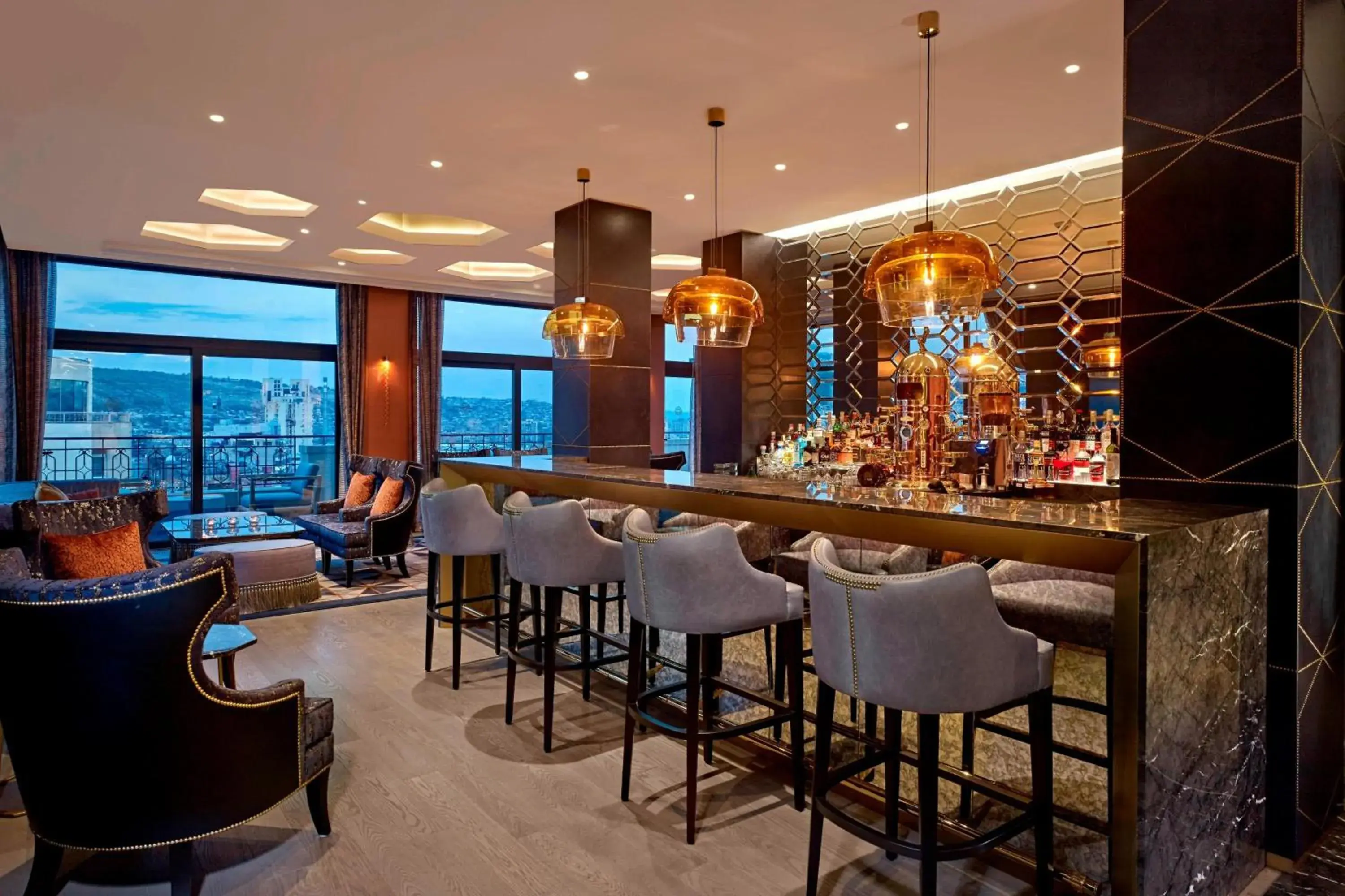 Restaurant/places to eat, Lounge/Bar in The Alexander, a Luxury Collection Hotel, Yerevan