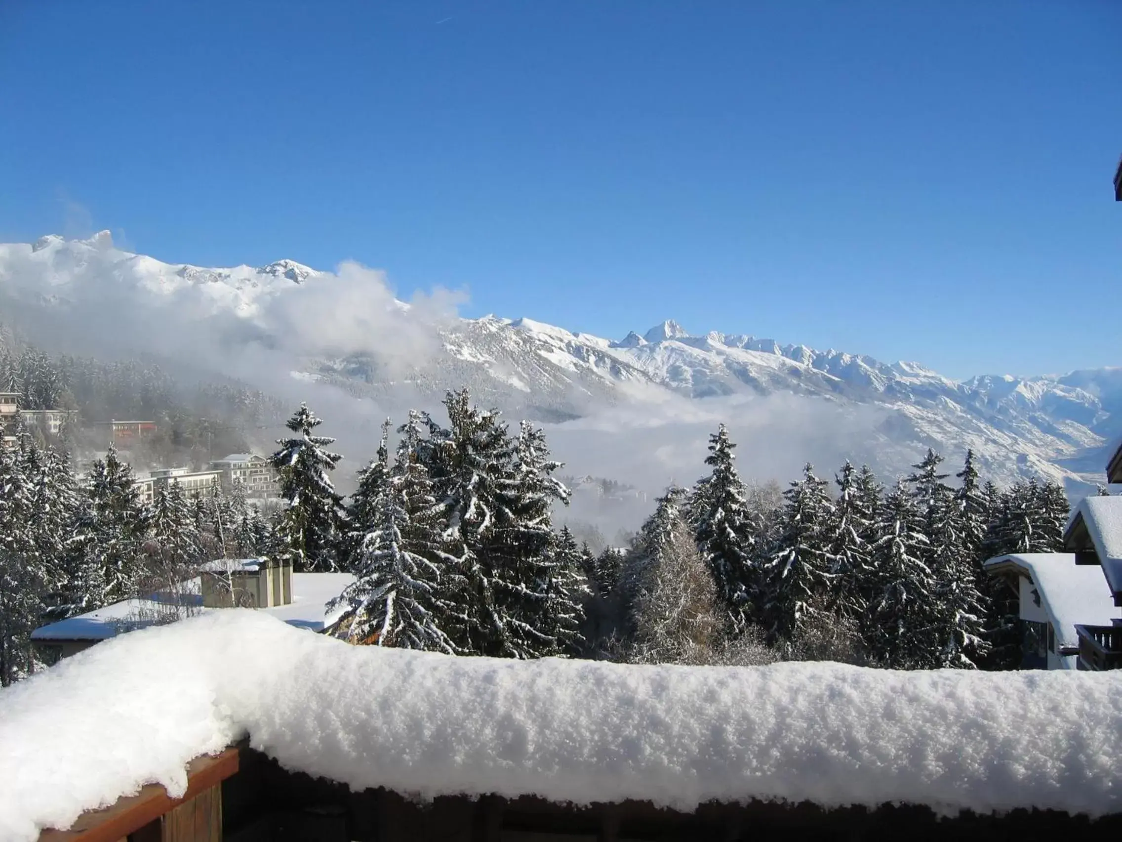 View (from property/room), Winter in Hotel Helvetia Intergolf