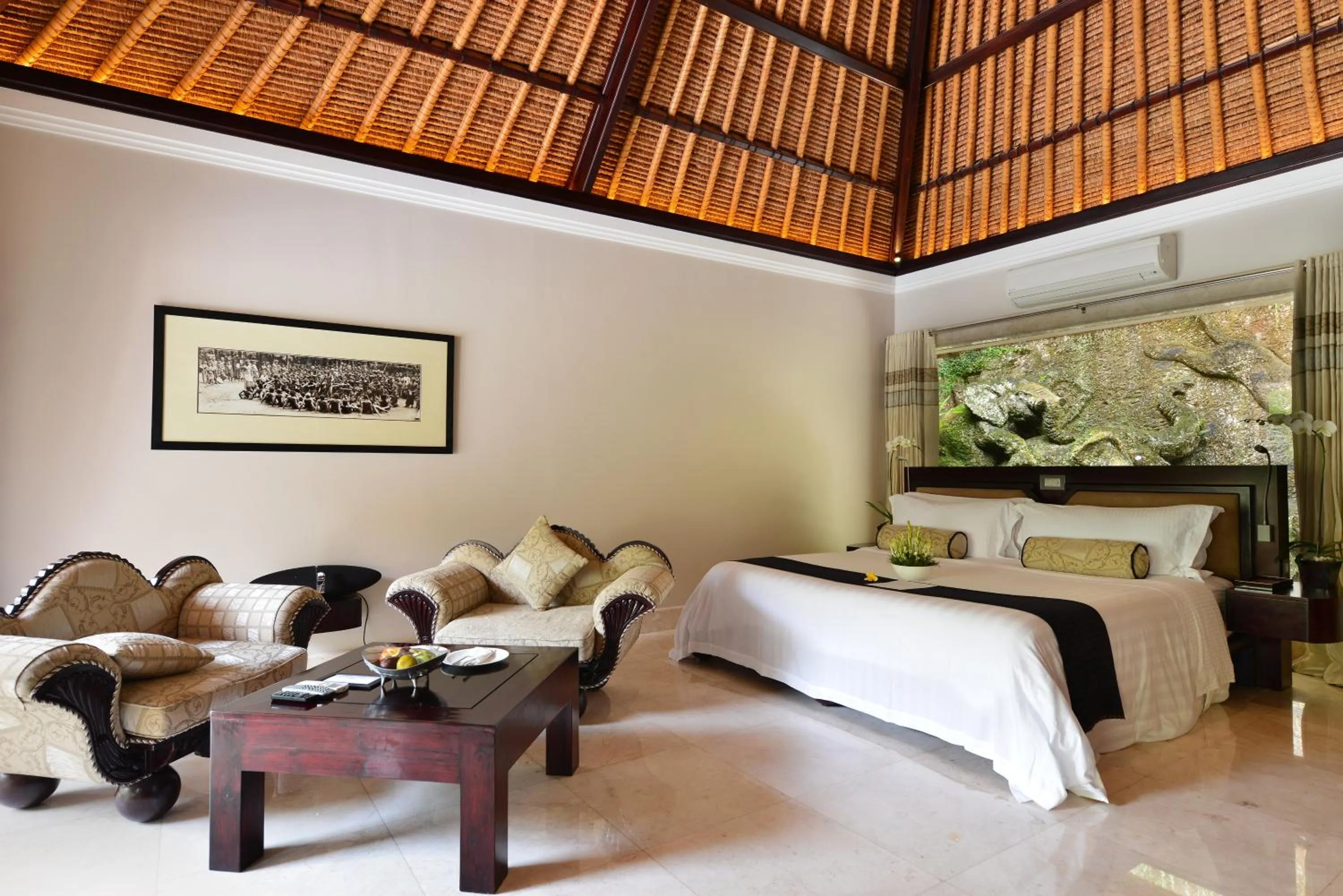Bedroom, Bed in Viceroy Bali
