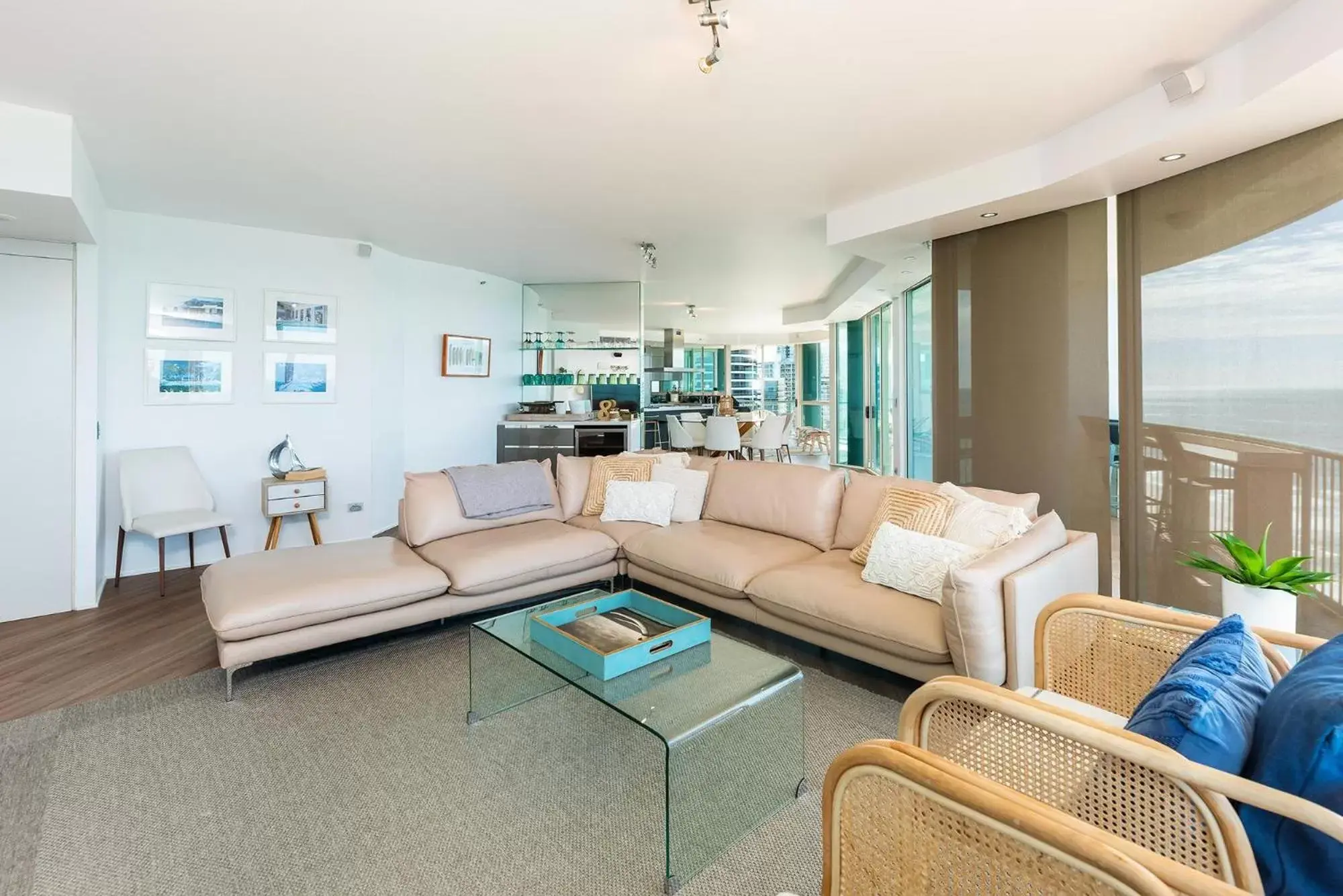 Living room, Seating Area in The Waterford on Main Beach