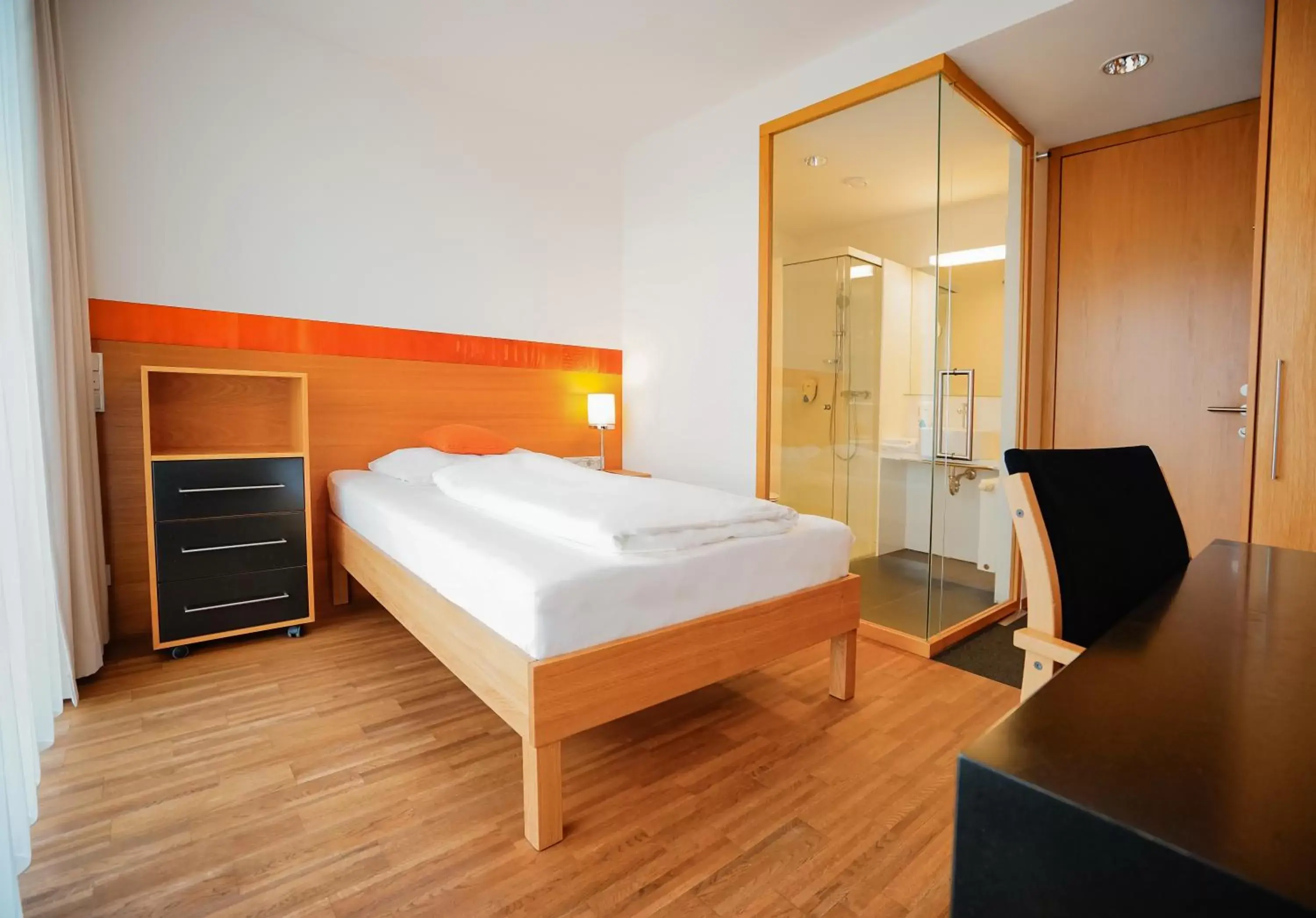 Single Room with Balcony - single occupancy - Forest View in SPES Hotel & Seminare Single Room with Balcony - single occupancy - Forest View in SPES Hotel & Seminare